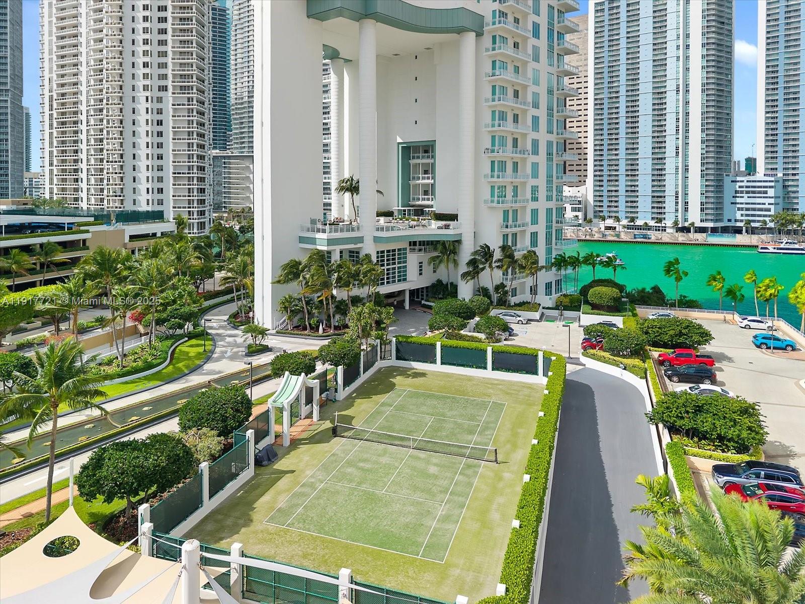 900 Brickell Key Blvd # 2304