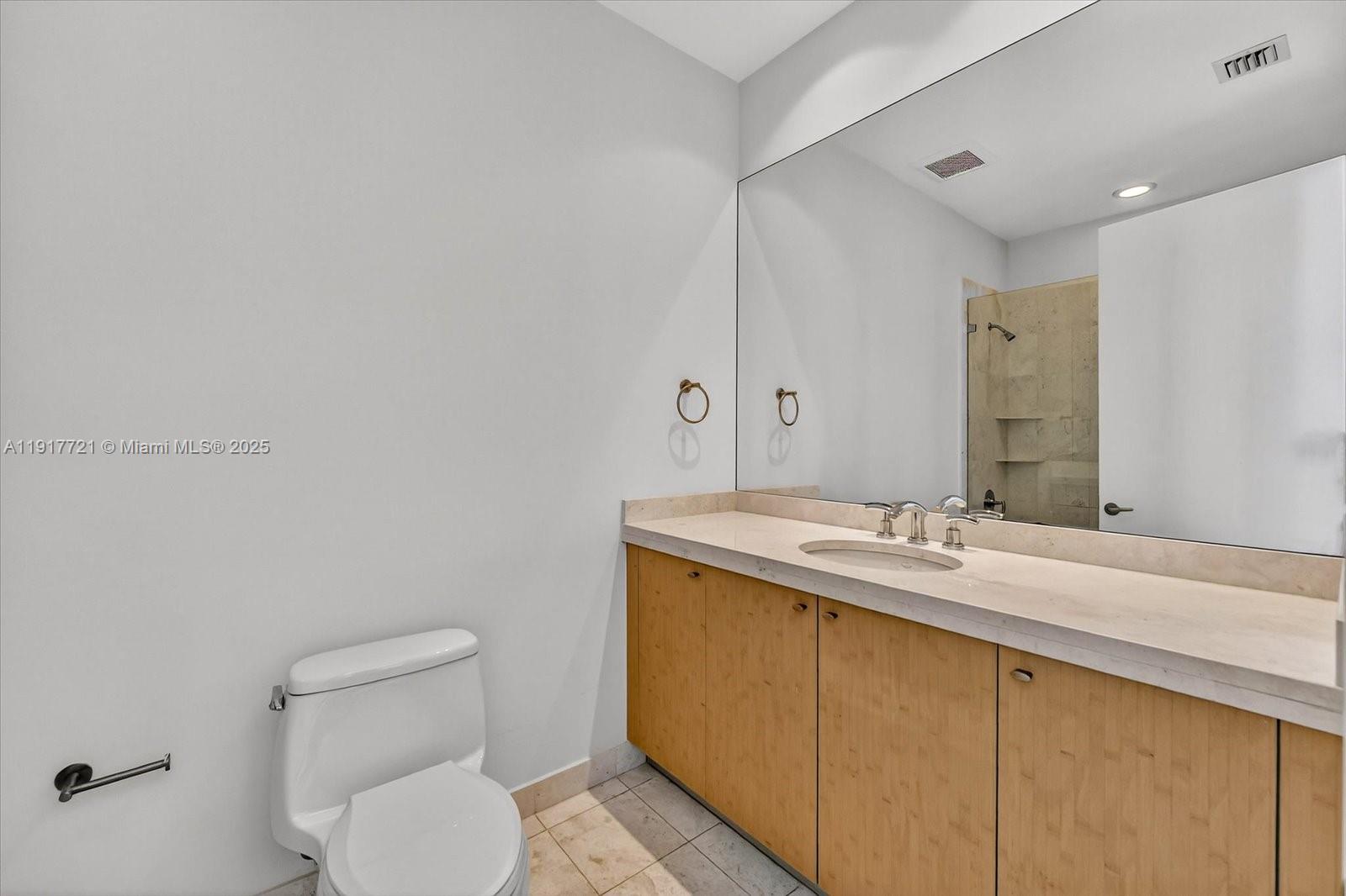 900 Brickell Key Blvd # 2304