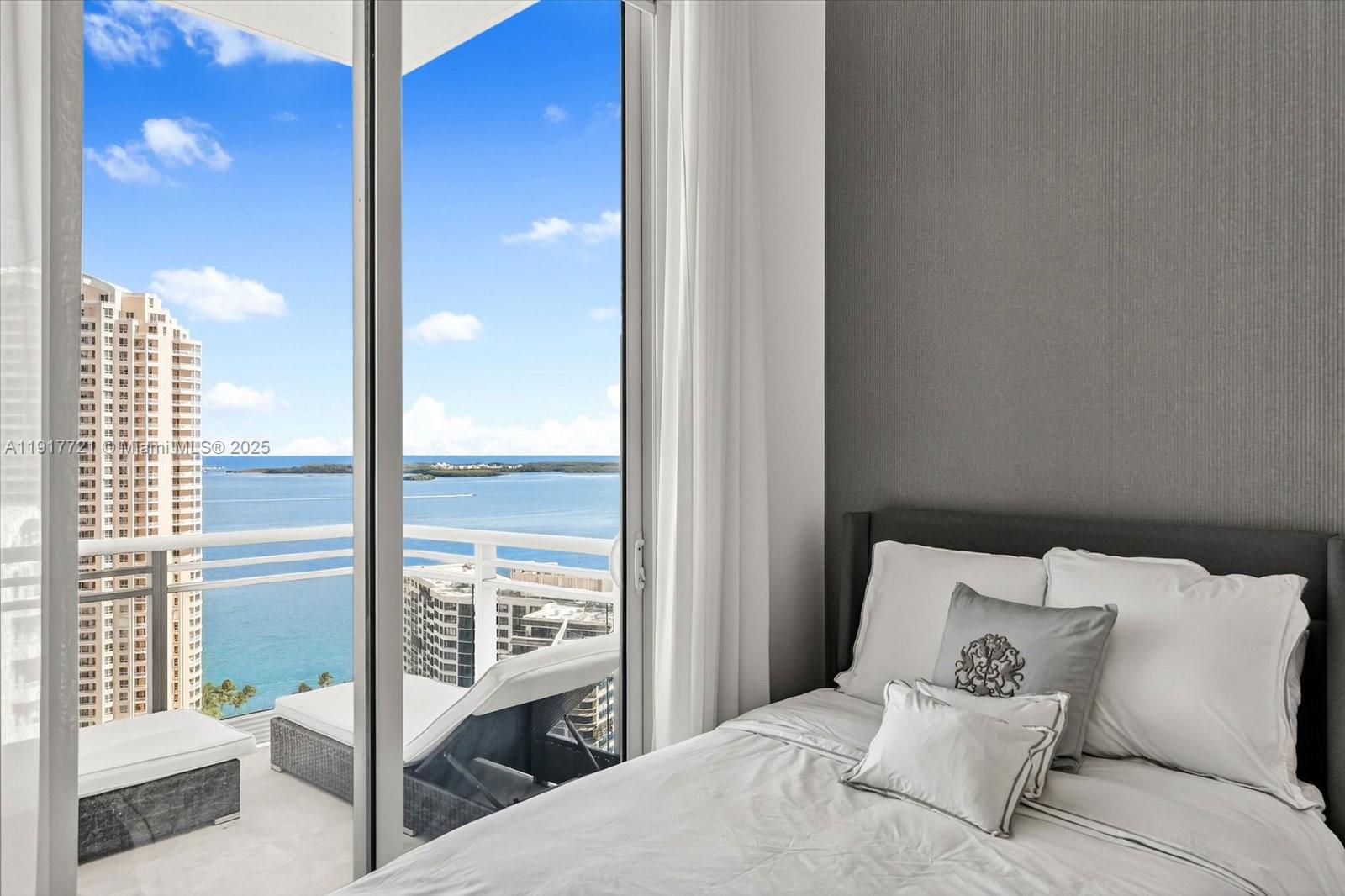 900 Brickell Key Blvd # 2304