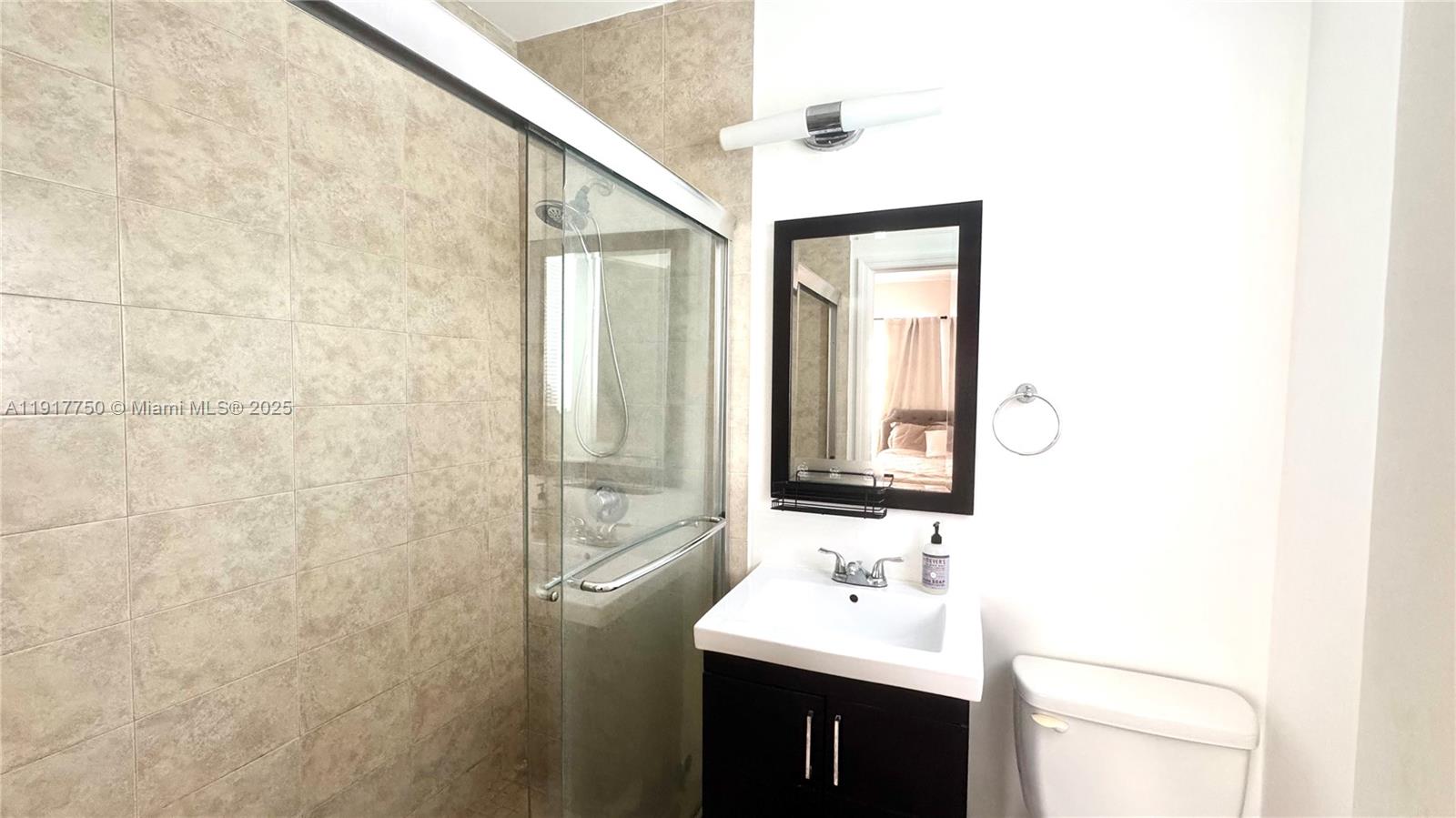 751 Euclid Ave # 3A