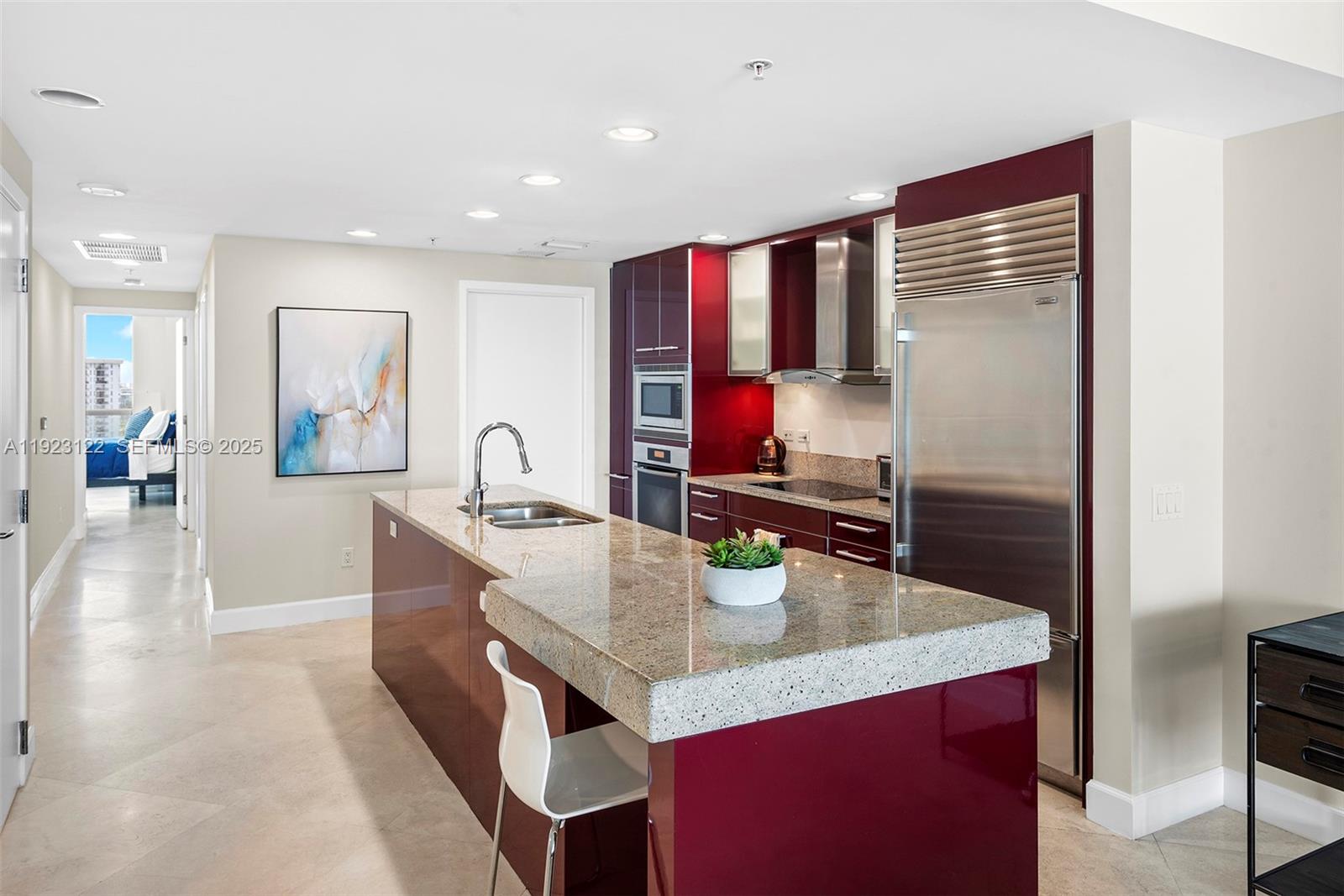 3801 Collins Ave # 1602