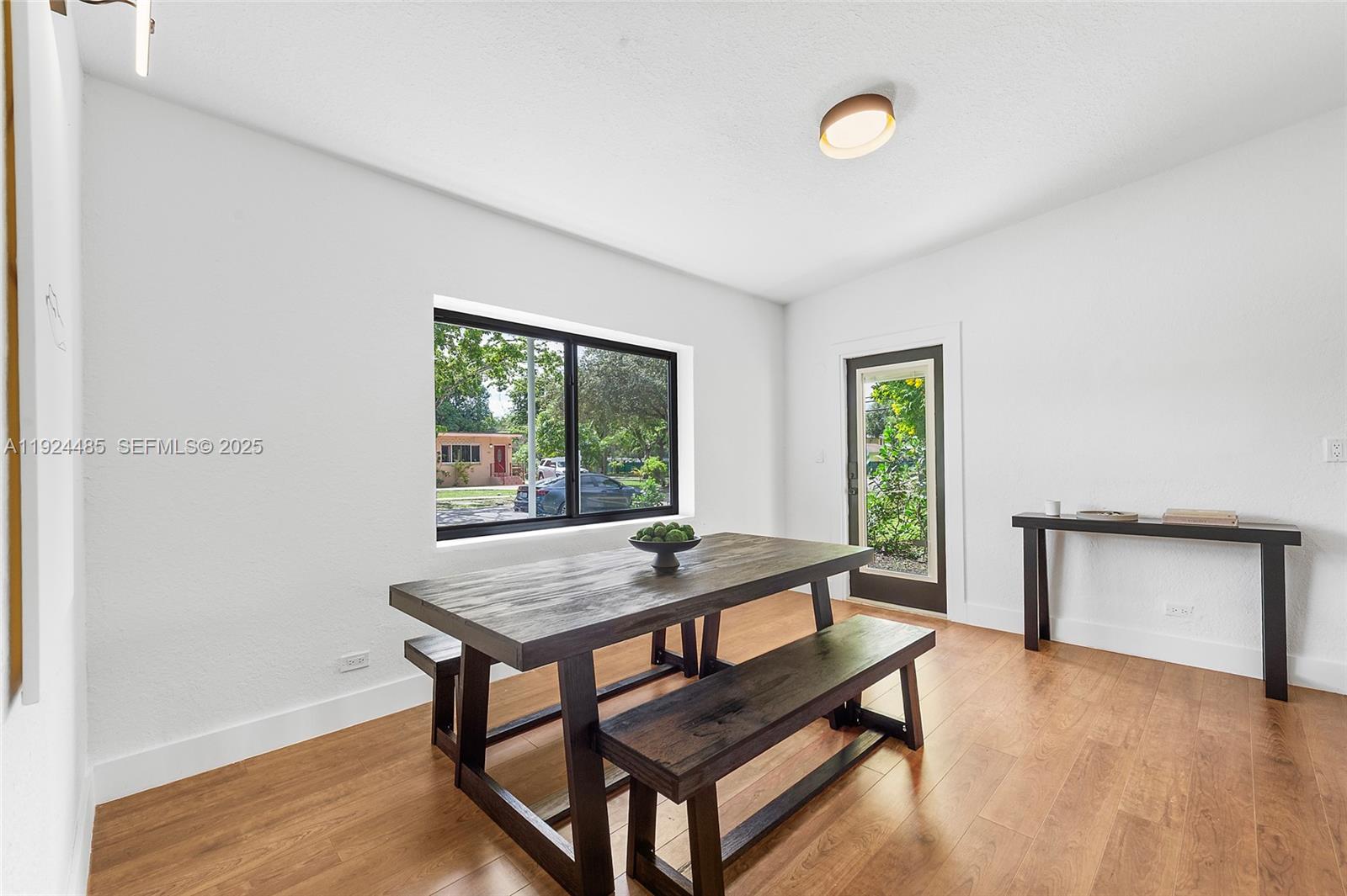 485 NW 132nd St