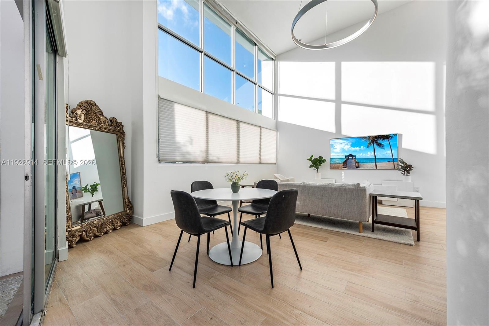 221 Jefferson Ave # 2