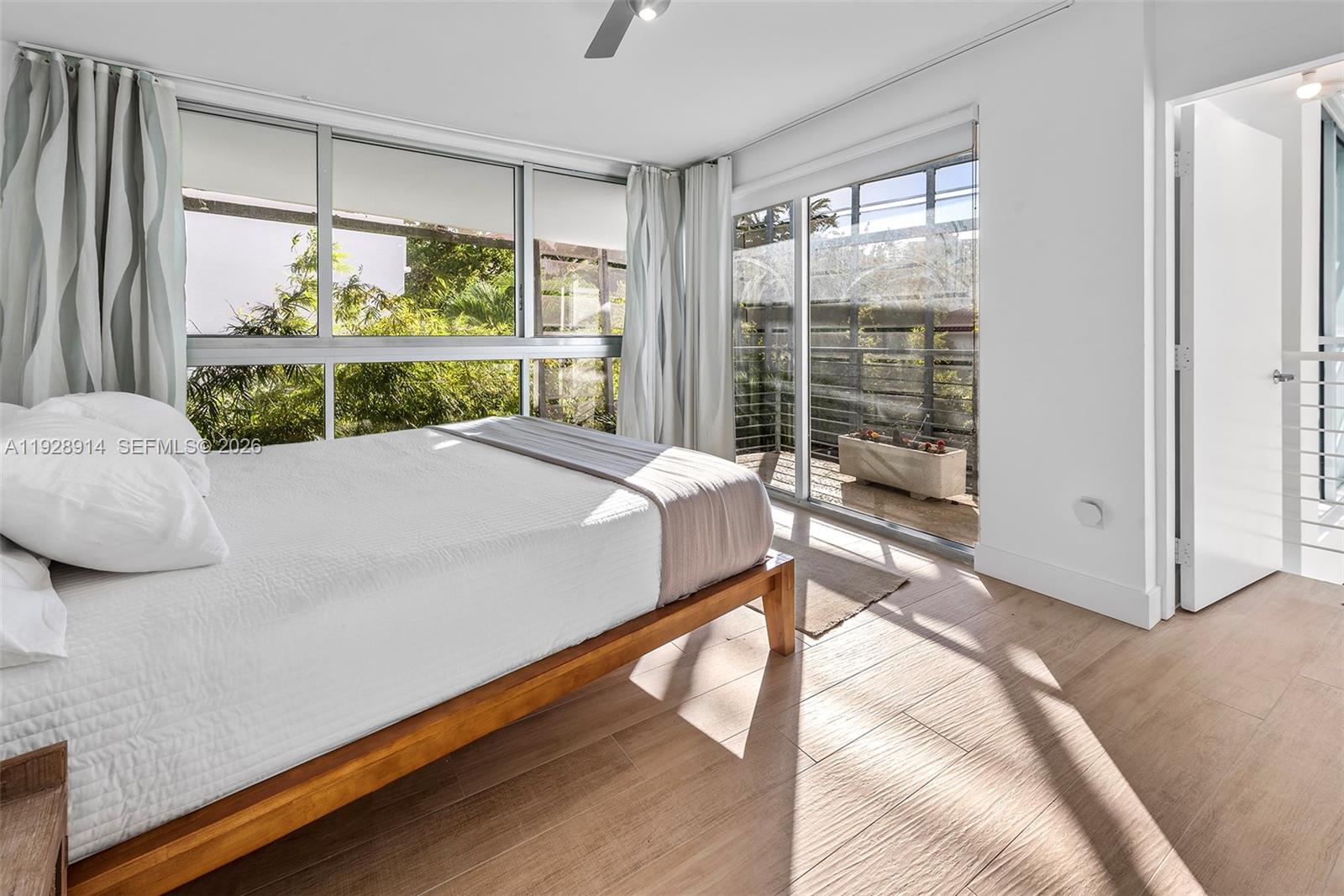 221 Jefferson Ave # 2