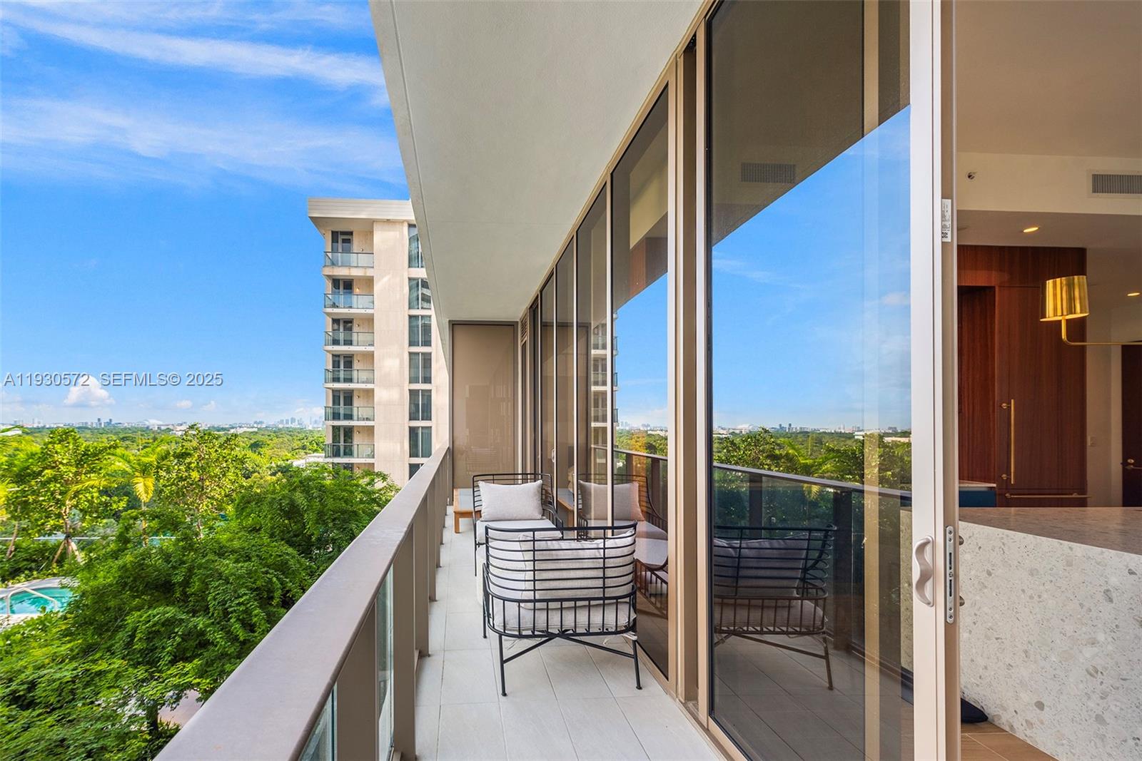 2655 S Bayshore Dr # 909