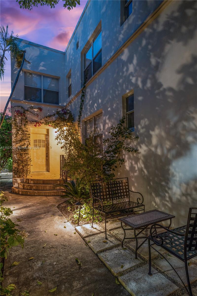 726 Meridian Ave # 3