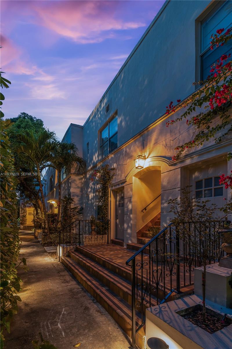 726 Meridian Ave # 3