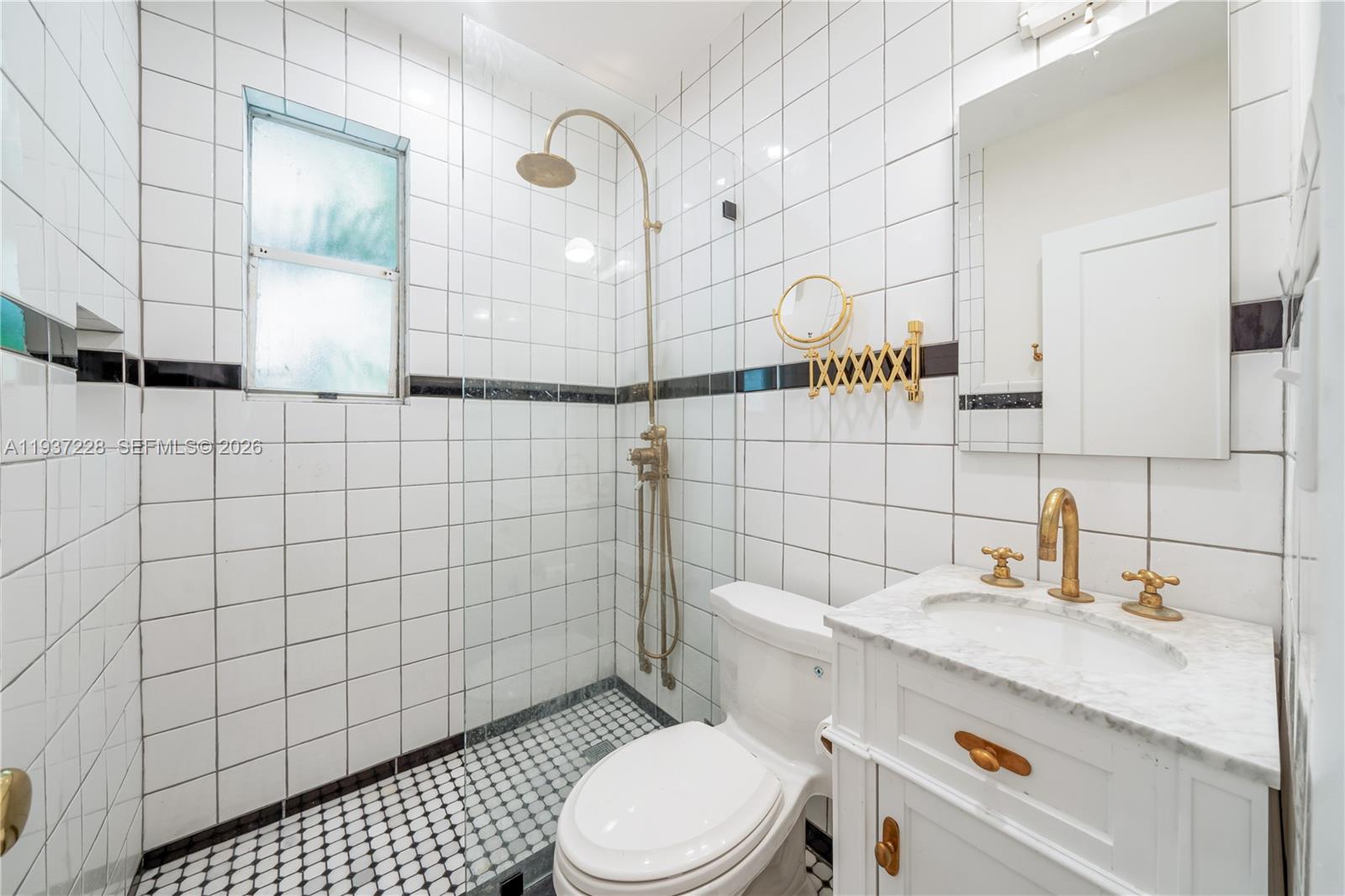 726 Meridian Ave # 3