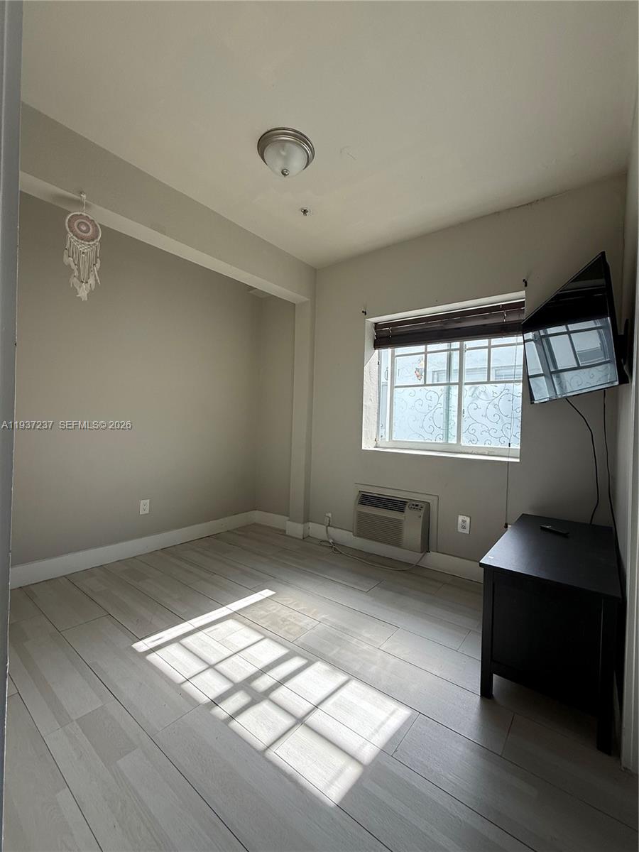 1330 Pennsylvania Ave # 207