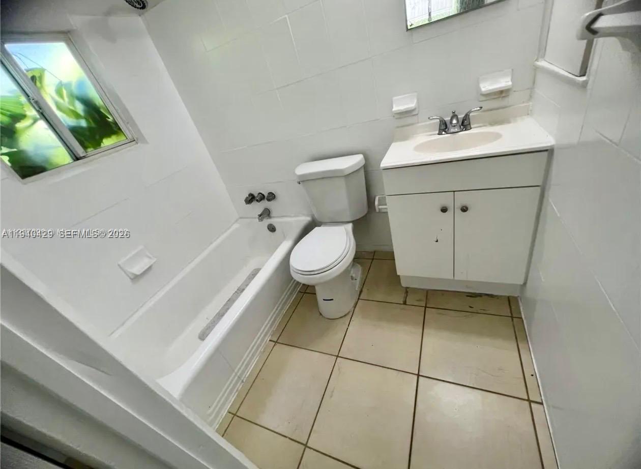 128 NW 53rd St