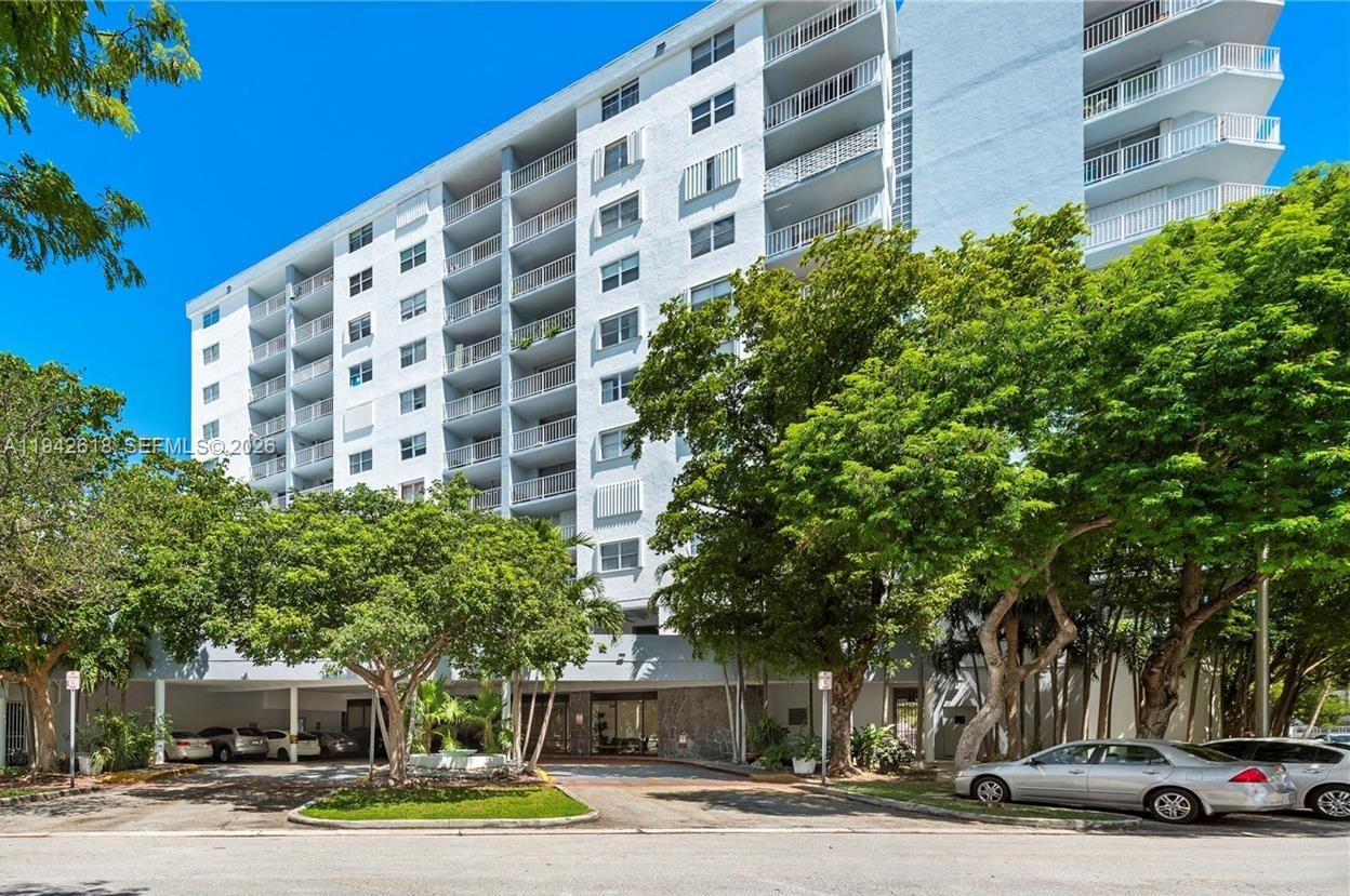 6900 Bay Dr # 6D