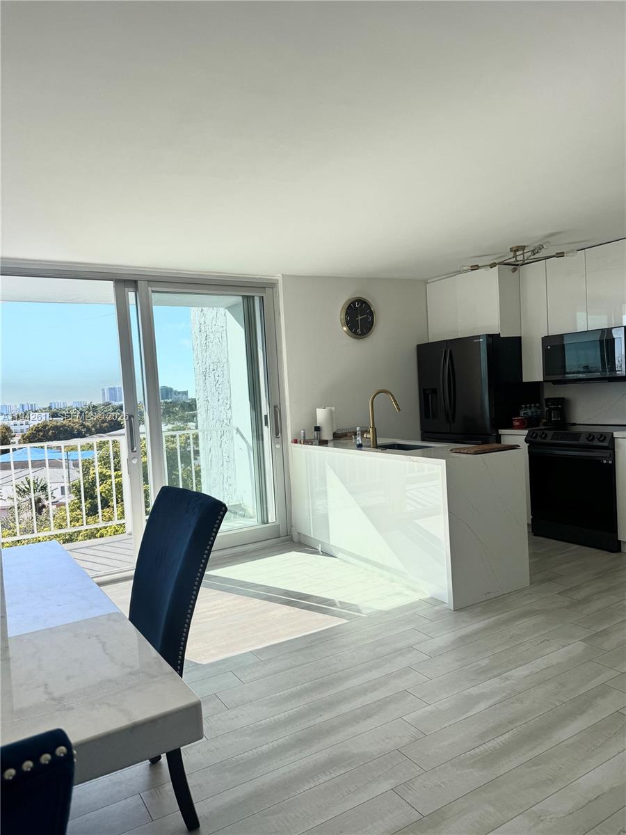 6900 Bay Dr # 6D
