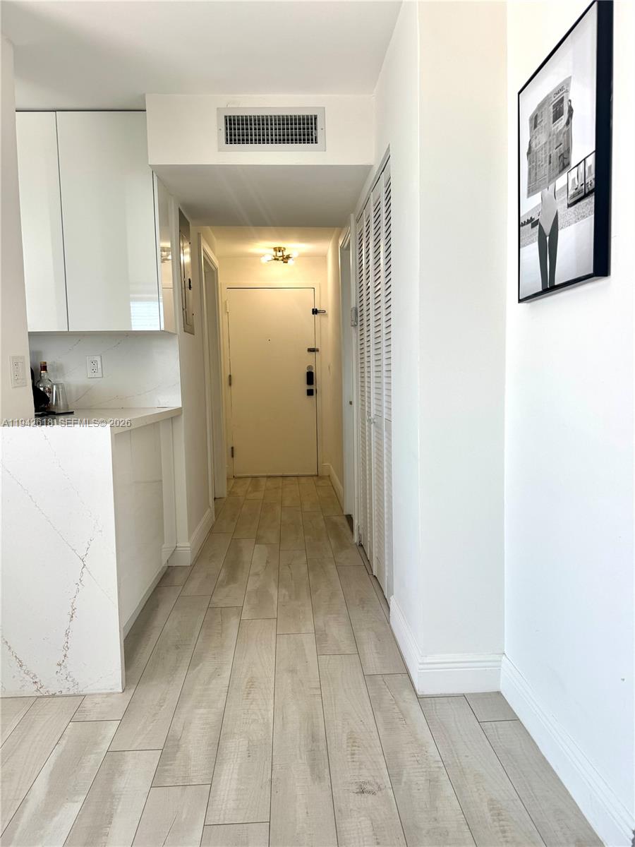 6900 Bay Dr # 6D