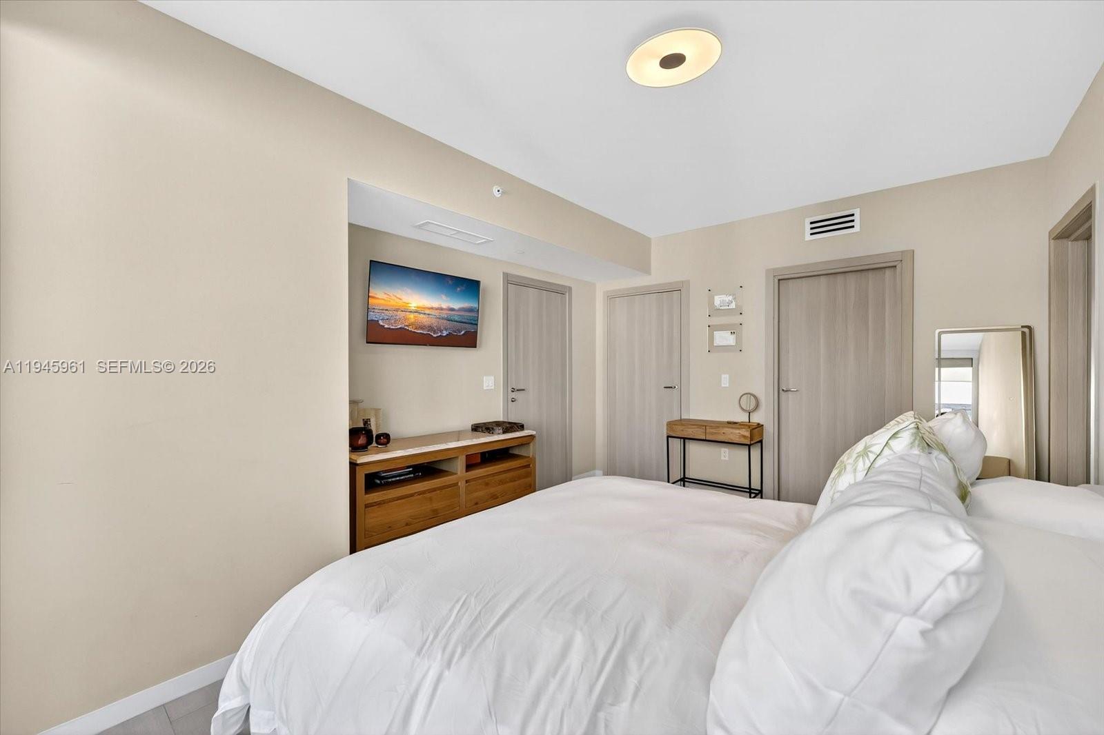 1000 Brickell Plaza # 4809