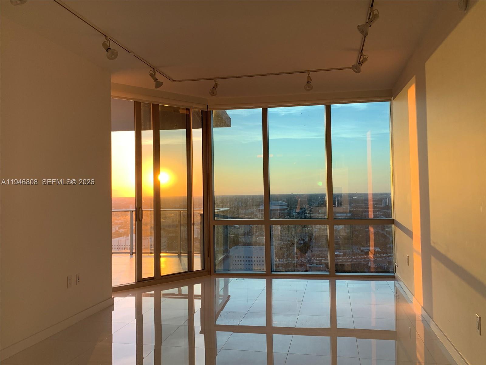 851 NE 1st Ave # 4608