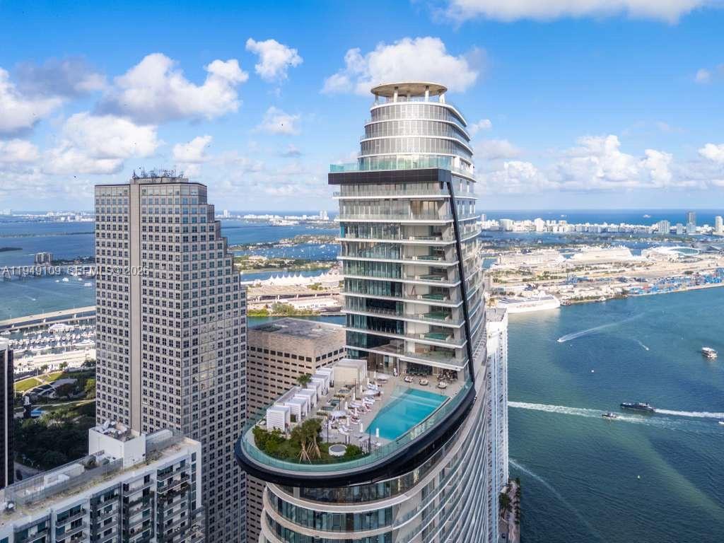 300 Biscayne Boulevard Way # 2307W