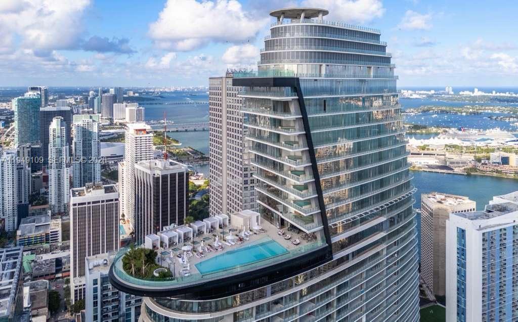 300 Biscayne Boulevard Way # 2307W