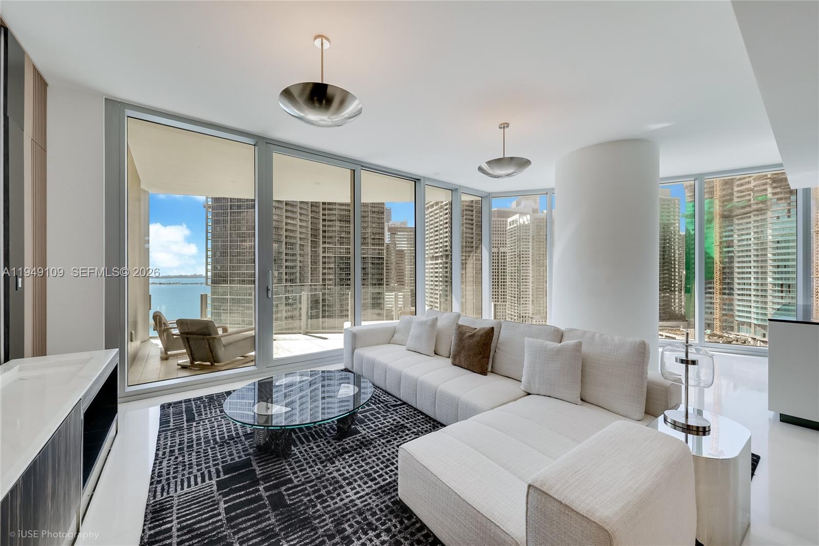 300 Biscayne Boulevard Way # 2307W