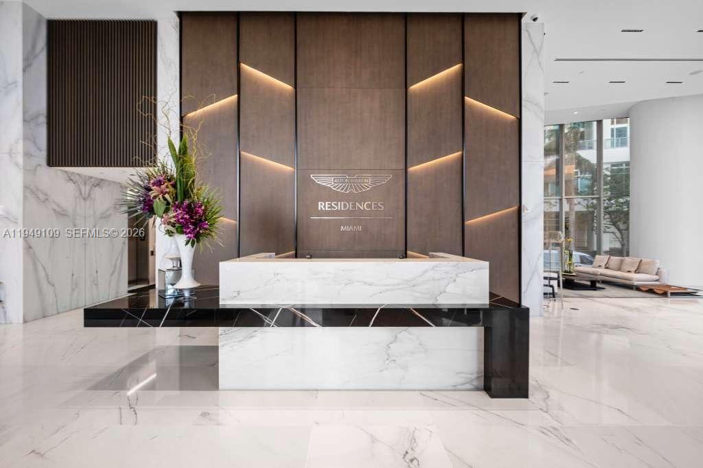 300 Biscayne Boulevard Way # 2307W