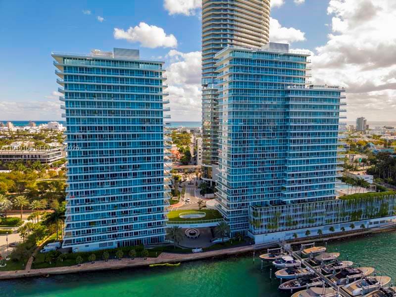 540 West Ave # 411
