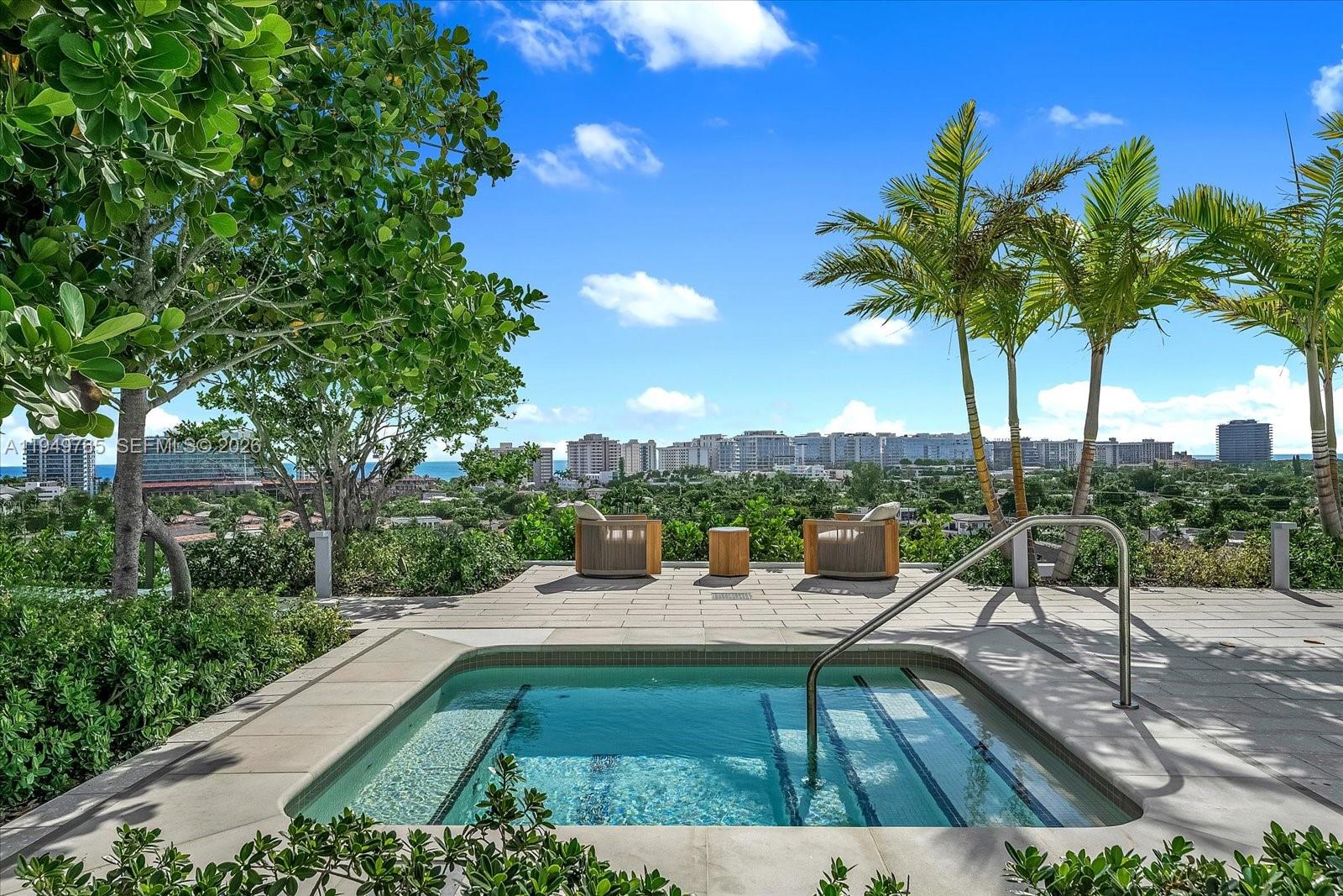 9201 E Bay Harbor Dr Unit: UPH02