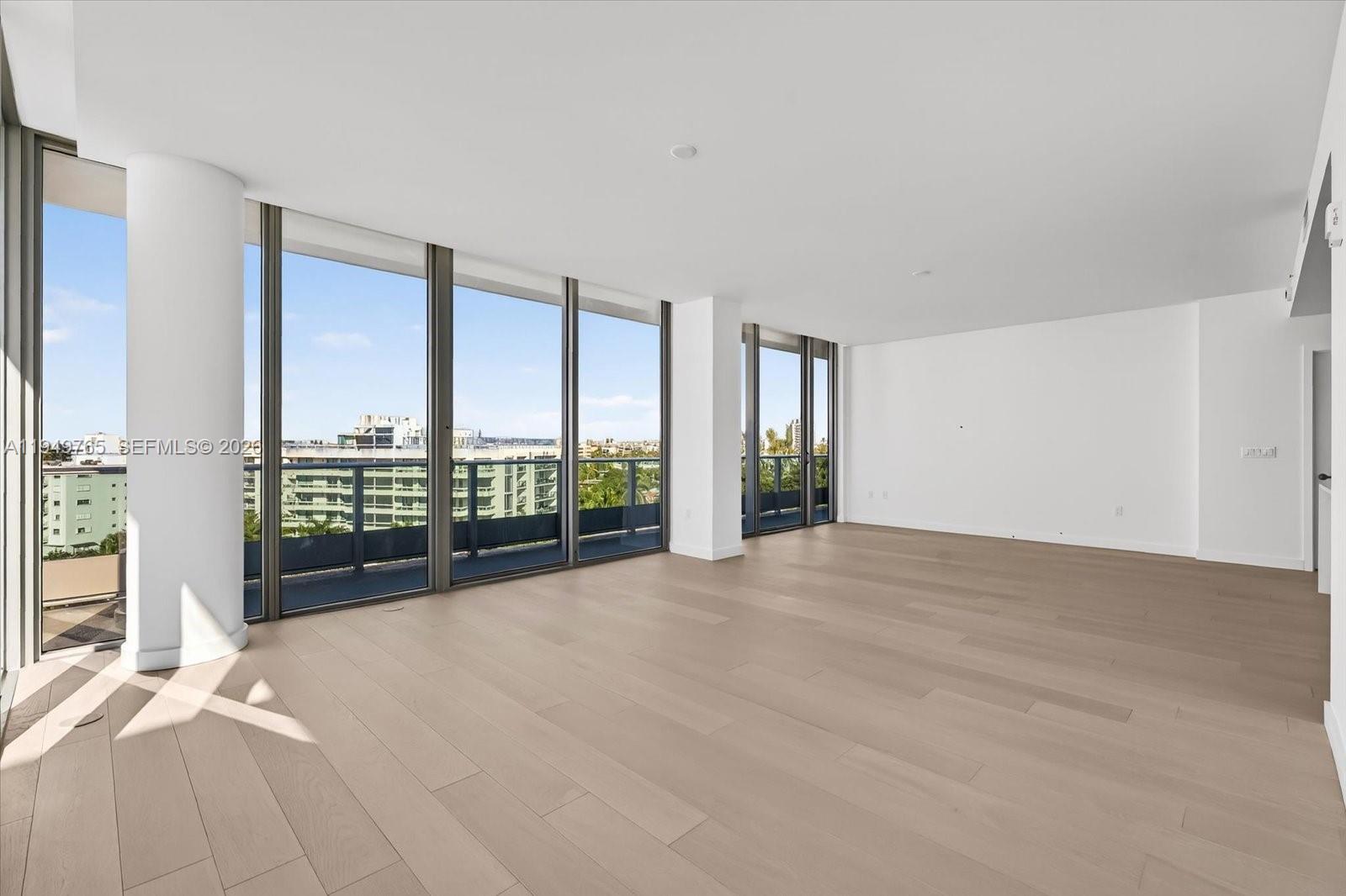 9201 E Bay Harbor Dr Unit: UPH02