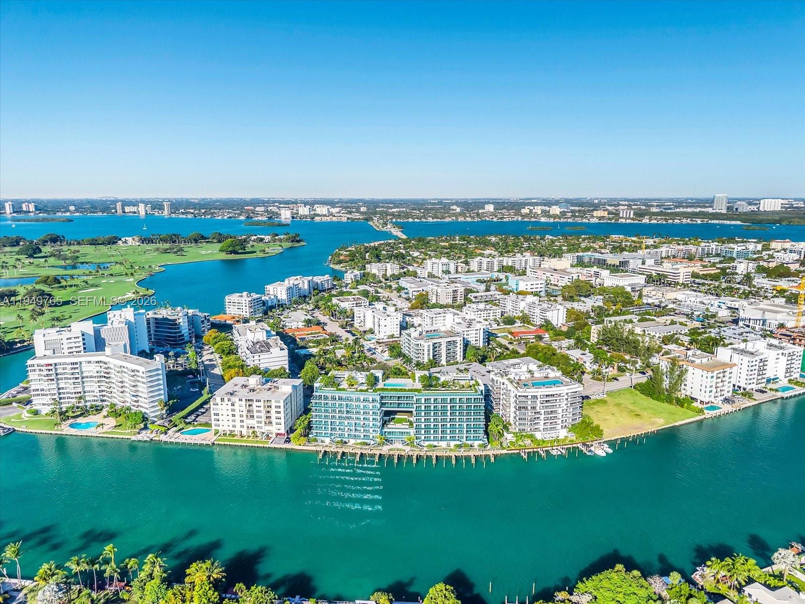 9201 E Bay Harbor Dr Unit: UPH02