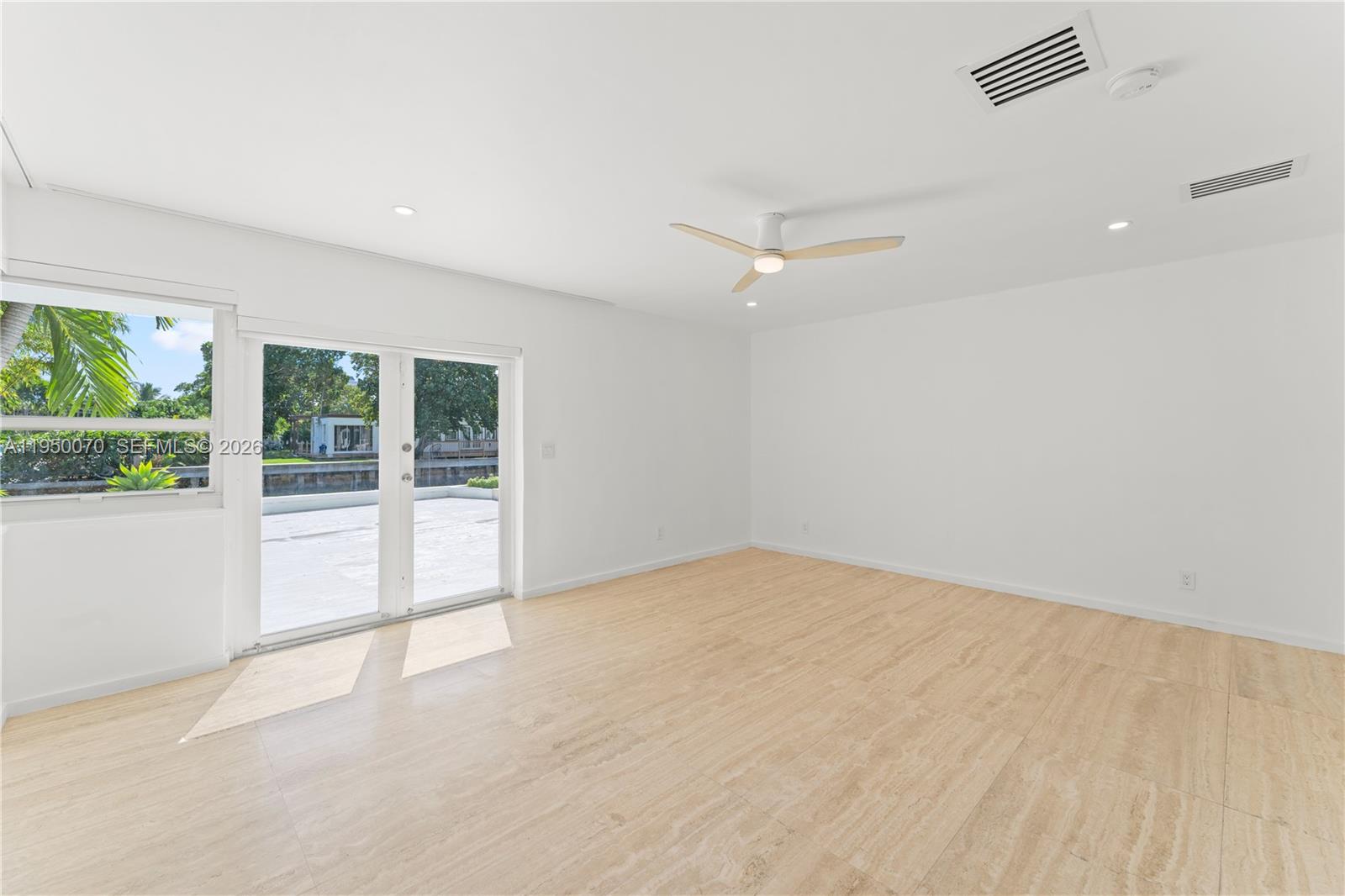 1250 NE 87th St