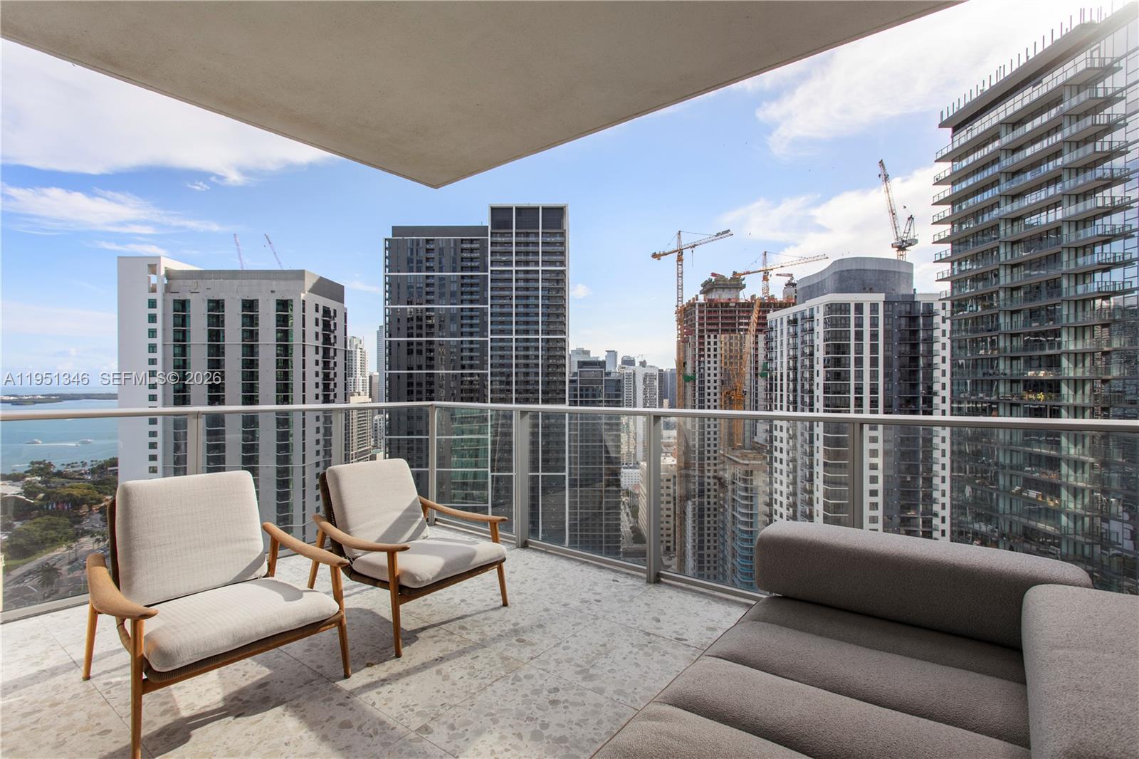 851 NE 1st Ave # 3411