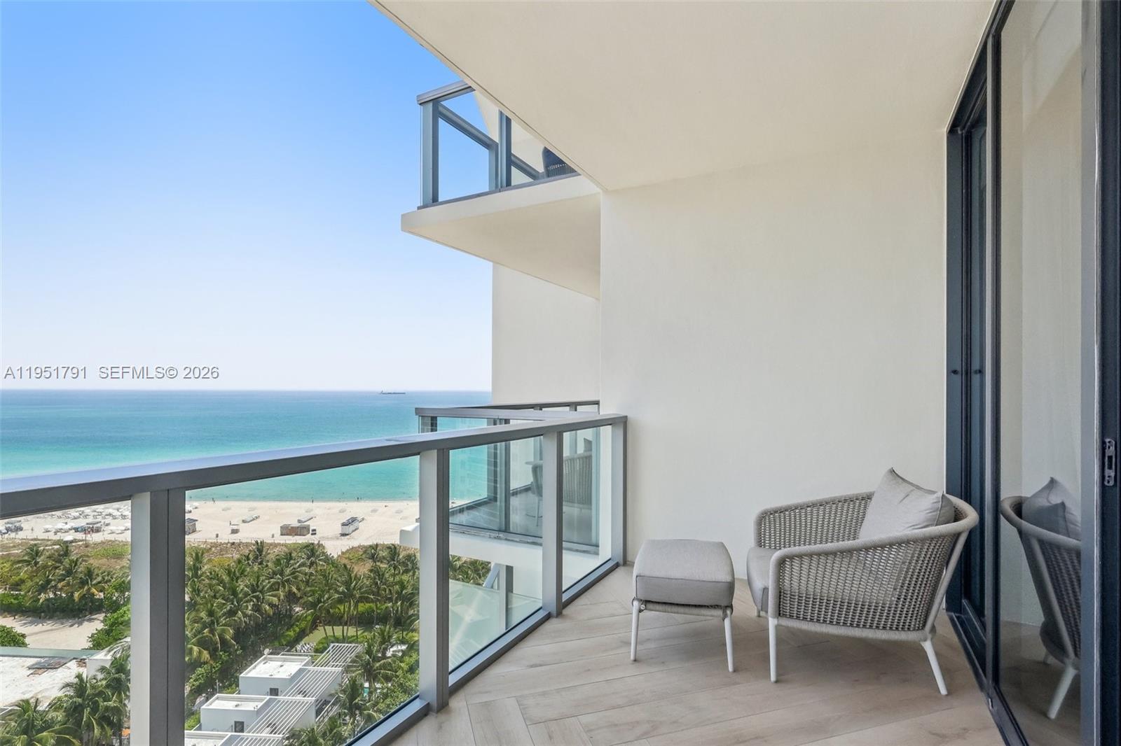 2201 Collins Ave # 1511