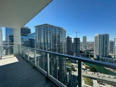 55 SE 6th St # 4100