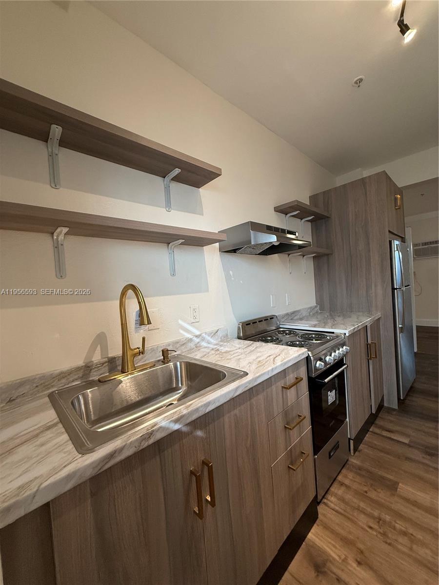 1330 Pennsylvania Ave # 105