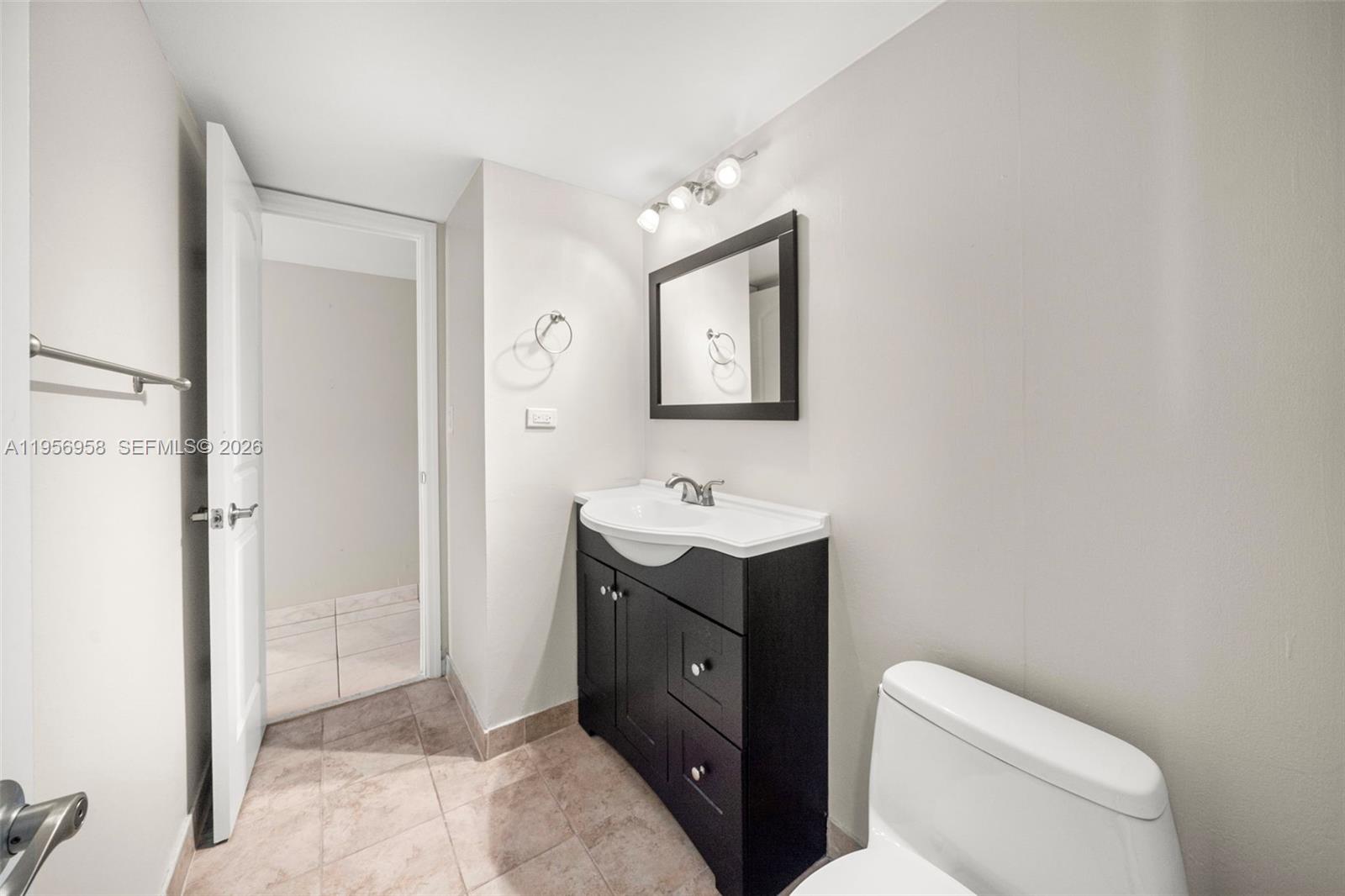 5555 Collins Ave # 6E