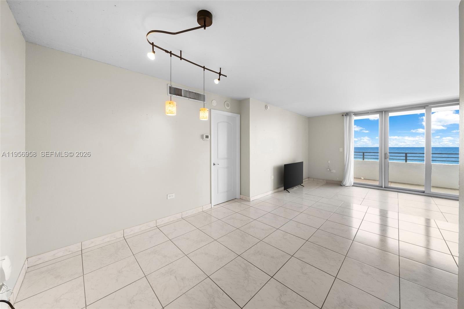 5555 Collins Ave # 6E
