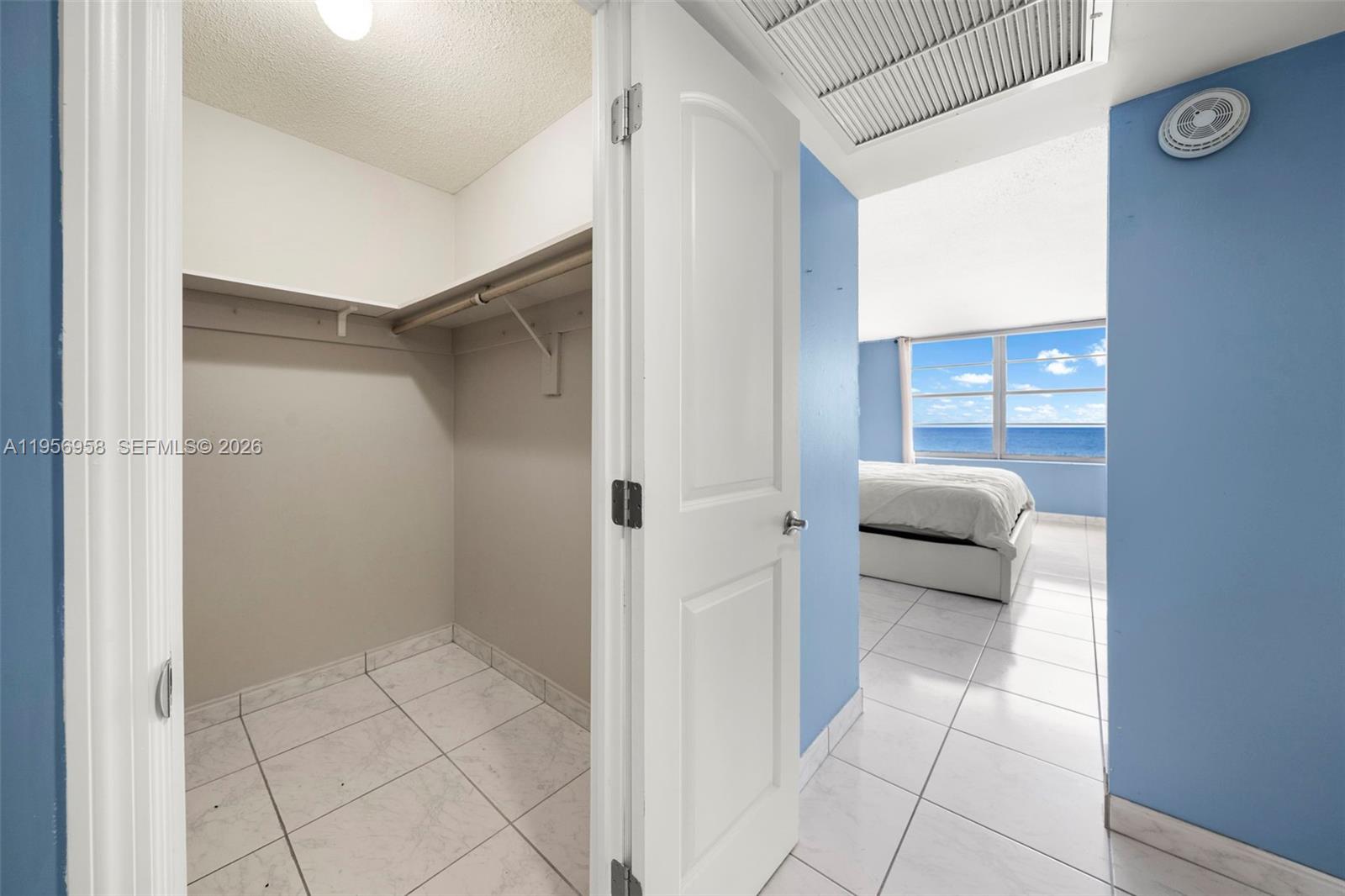 5555 Collins Ave # 6E