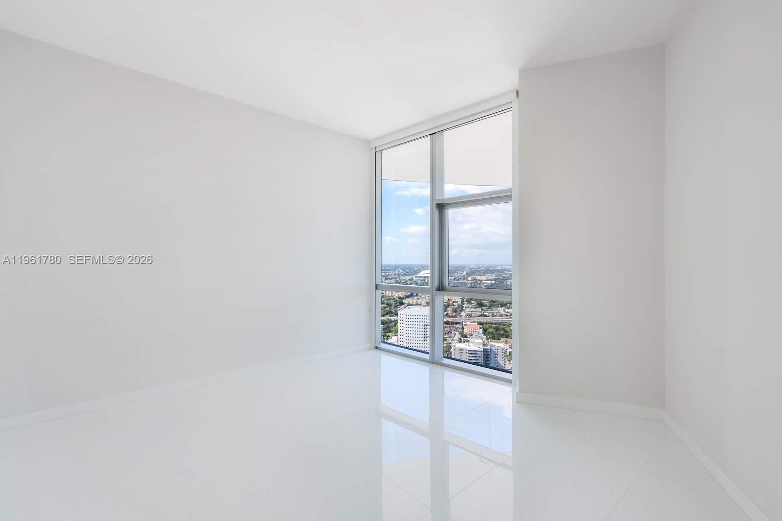 851 NE 1st Ave # 3212