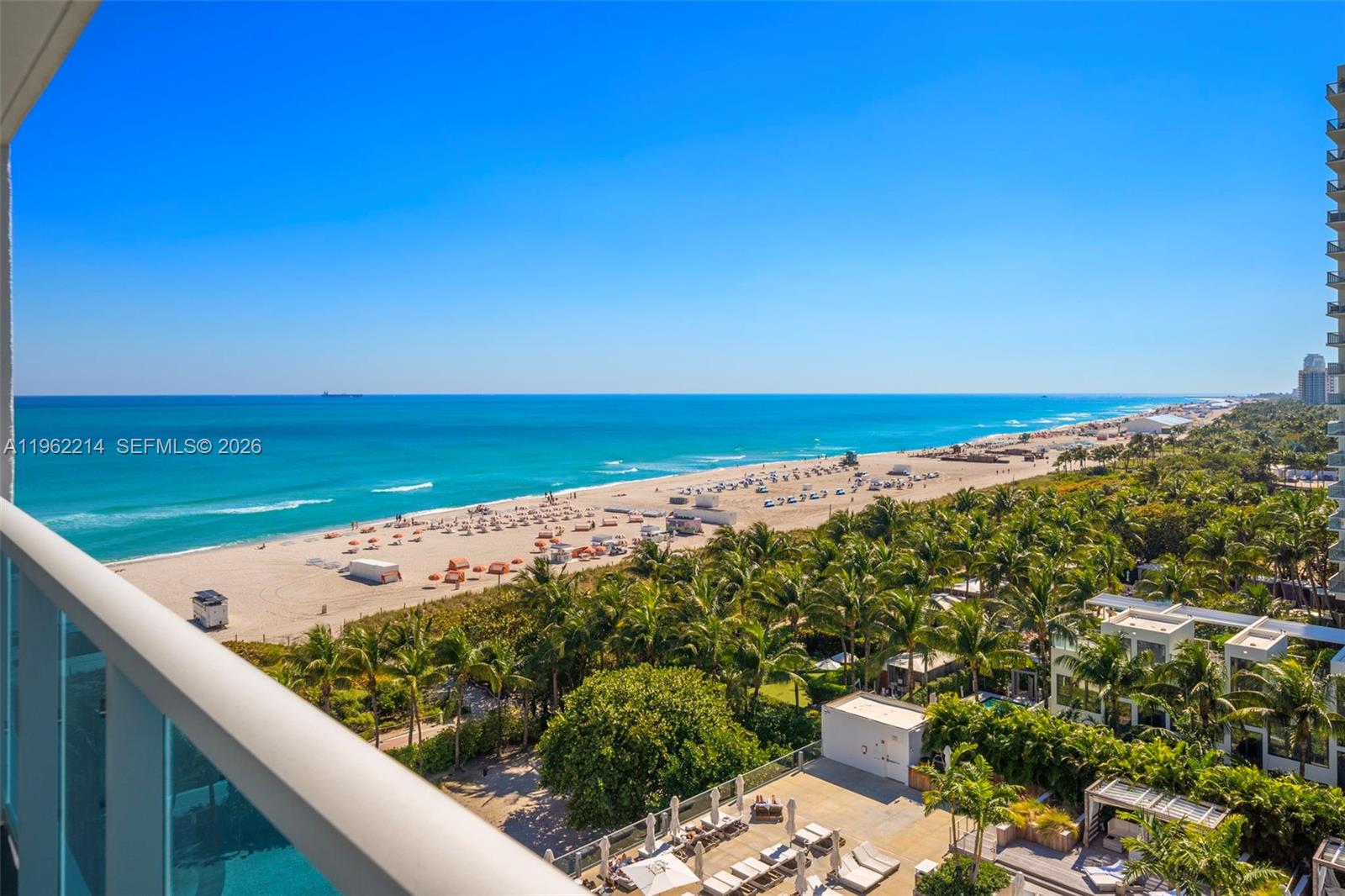 2301 Collins Ave # 908