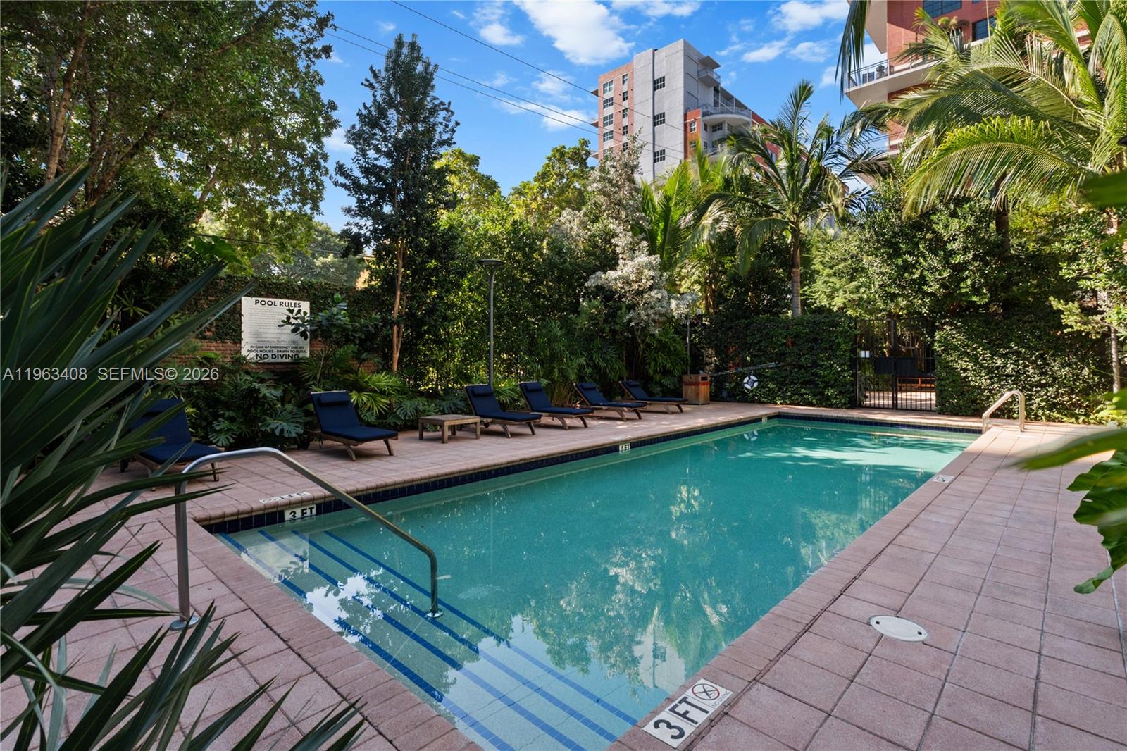 1749 NE Miami Ct Unit: 605