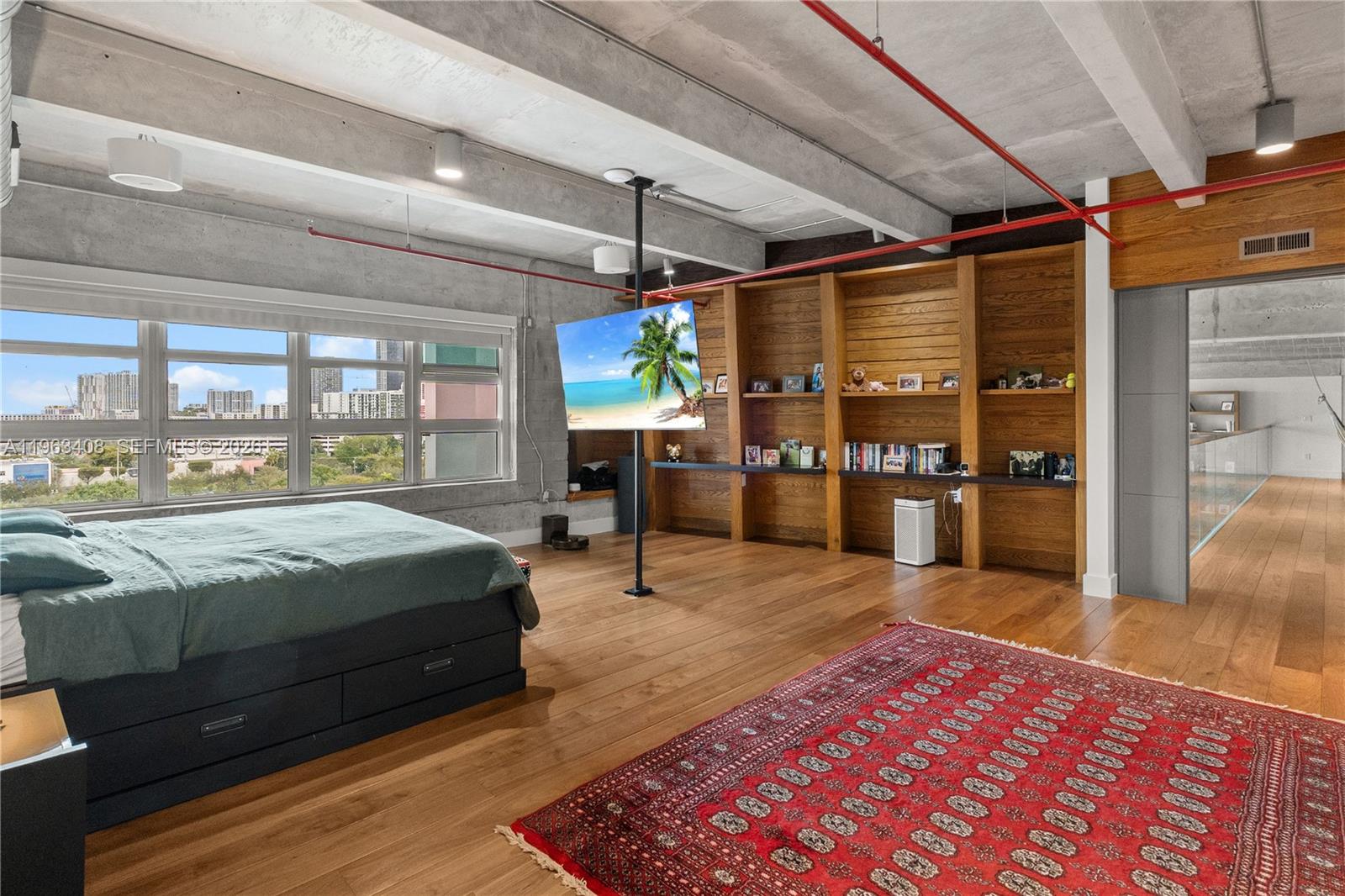 1749 NE Miami Ct Unit: 605
