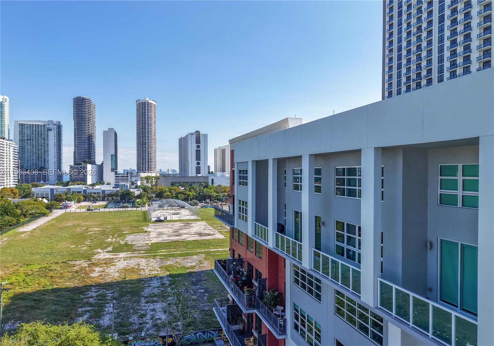 1749 NE Miami Ct Unit: 605