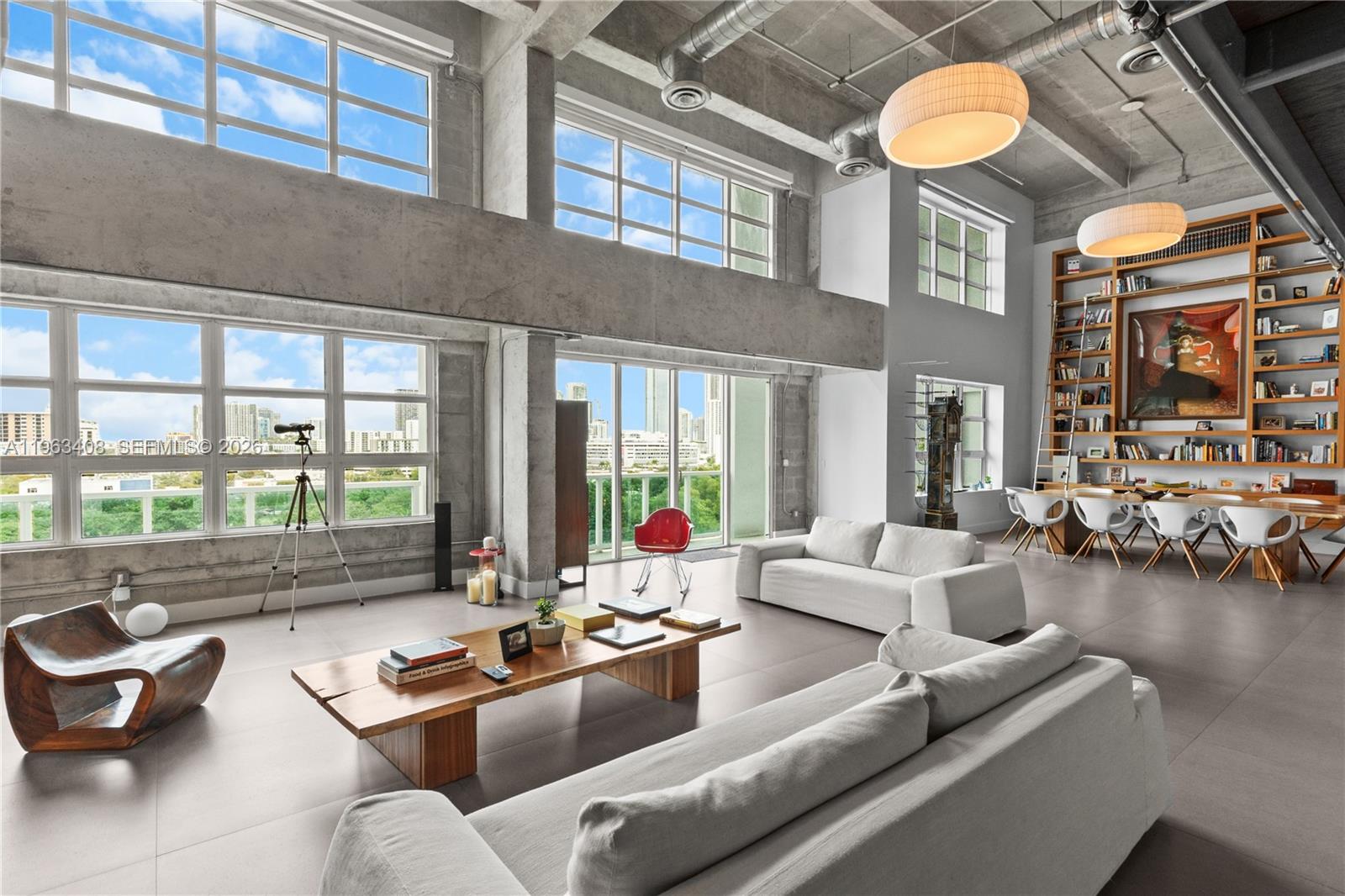 1749 NE Miami Ct Unit: 605