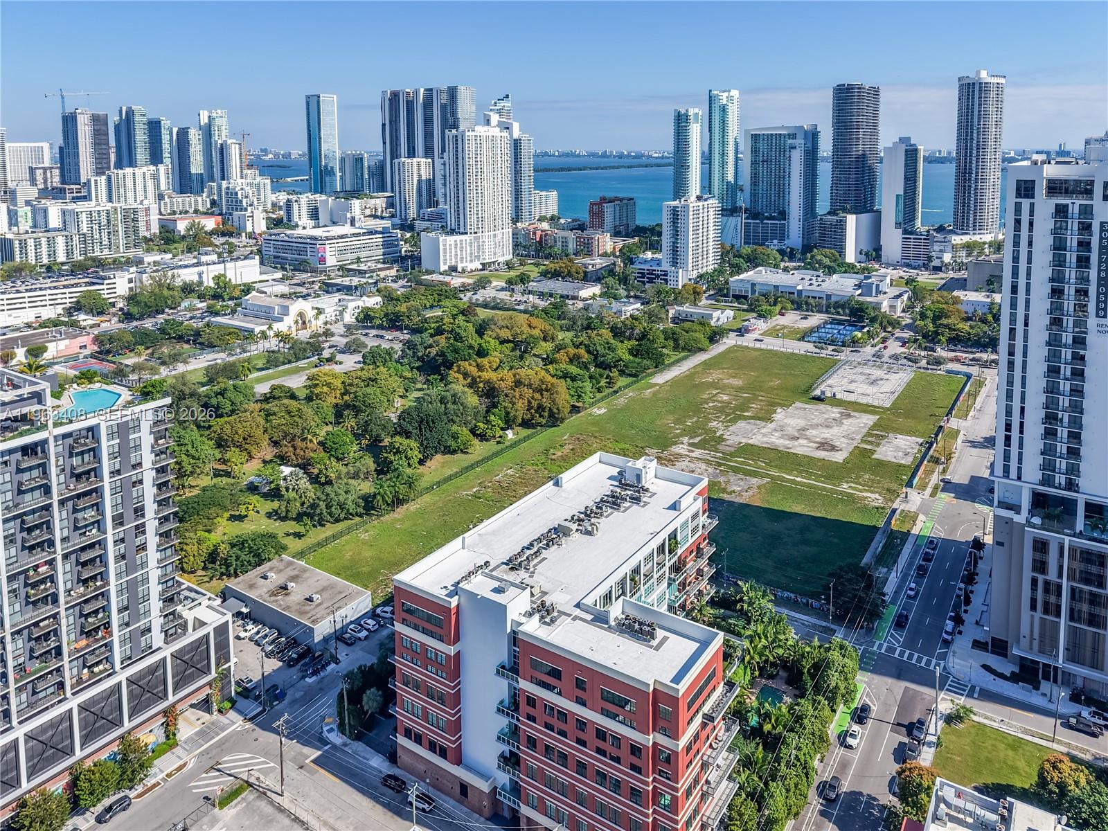 1749 NE Miami Ct Unit: 605