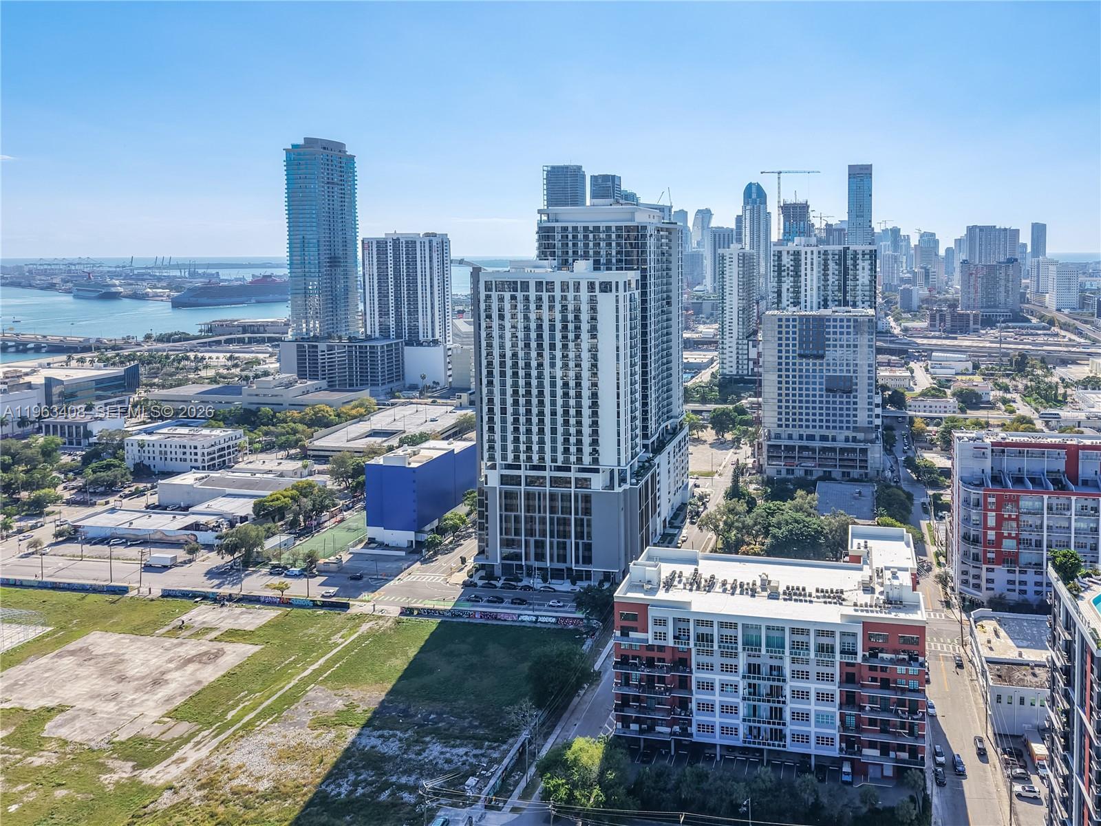 1749 NE Miami Ct Unit: 605