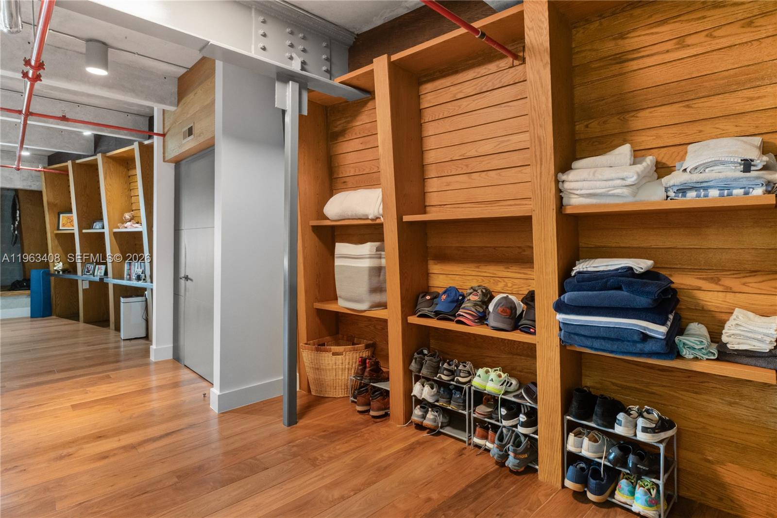 1749 NE Miami Ct Unit: 605