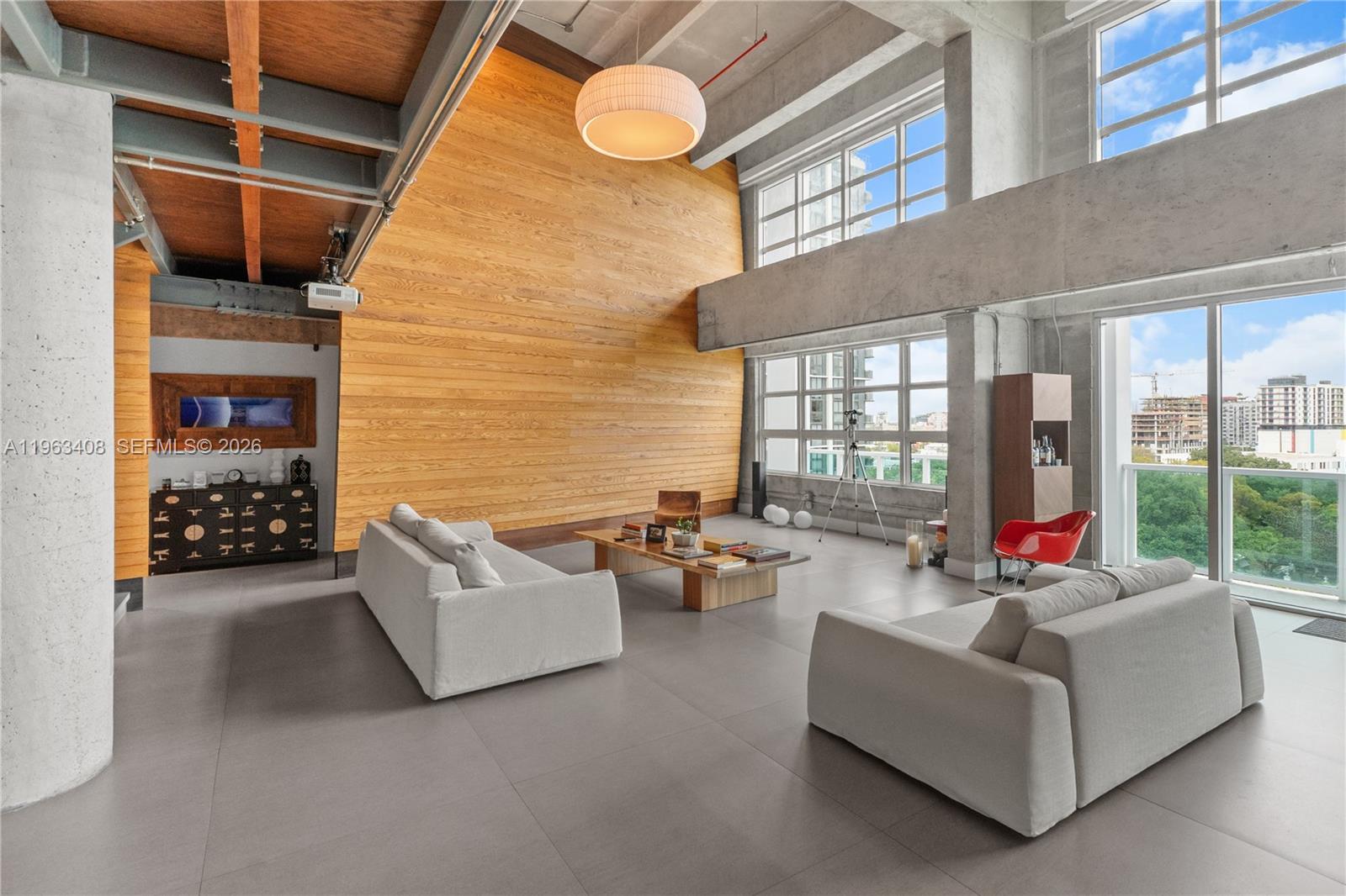 1749 NE Miami Ct Unit: 605
