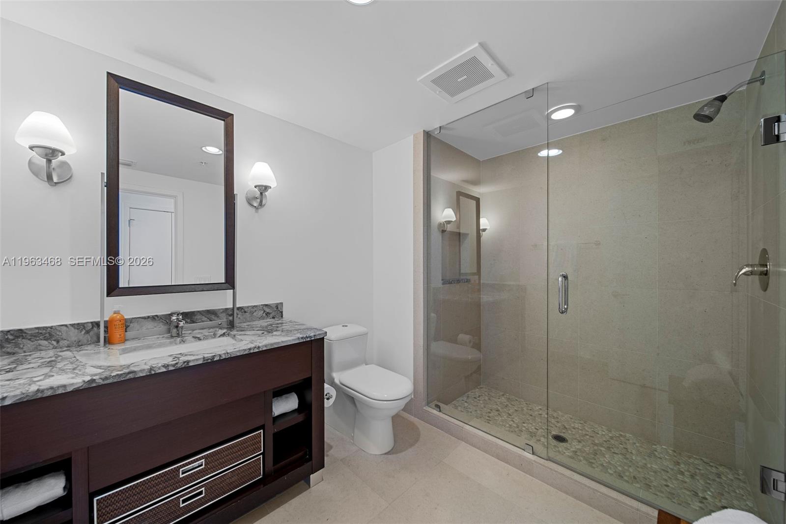 6899 Collins Ave # 2207