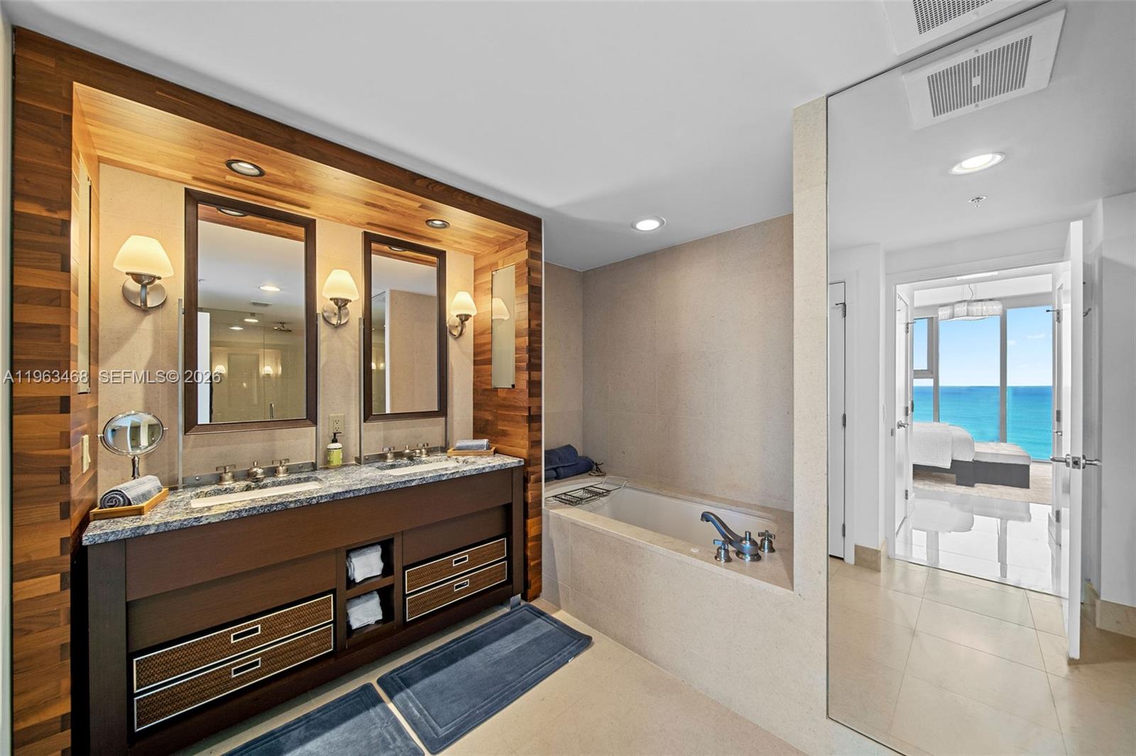 6899 Collins Ave # 2207