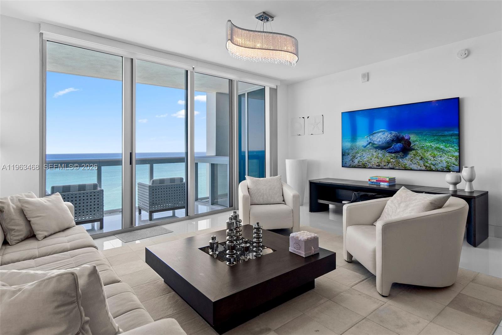 6899 Collins Ave # 2207