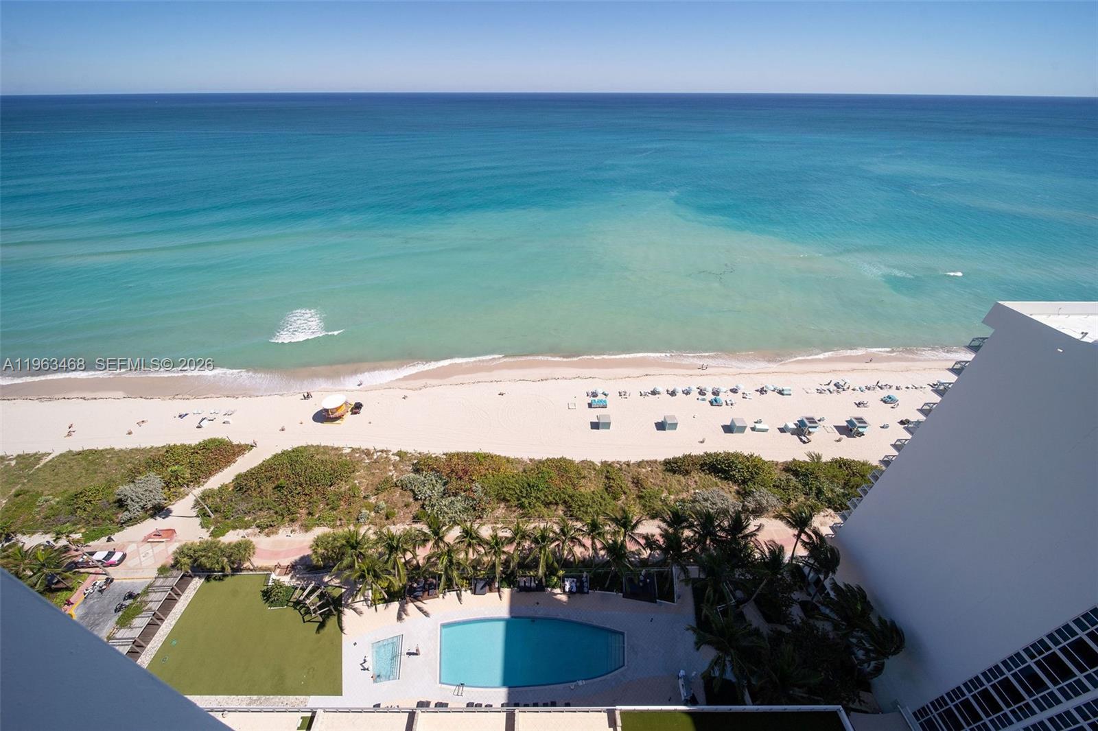 6899 Collins Ave # 2207