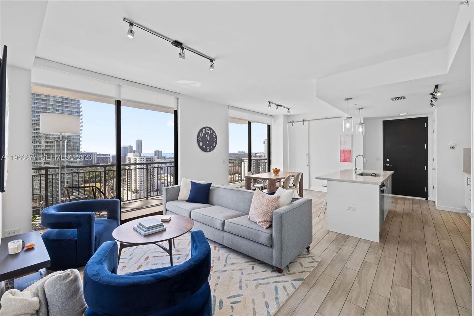 999 SW 1st Ave # 2303